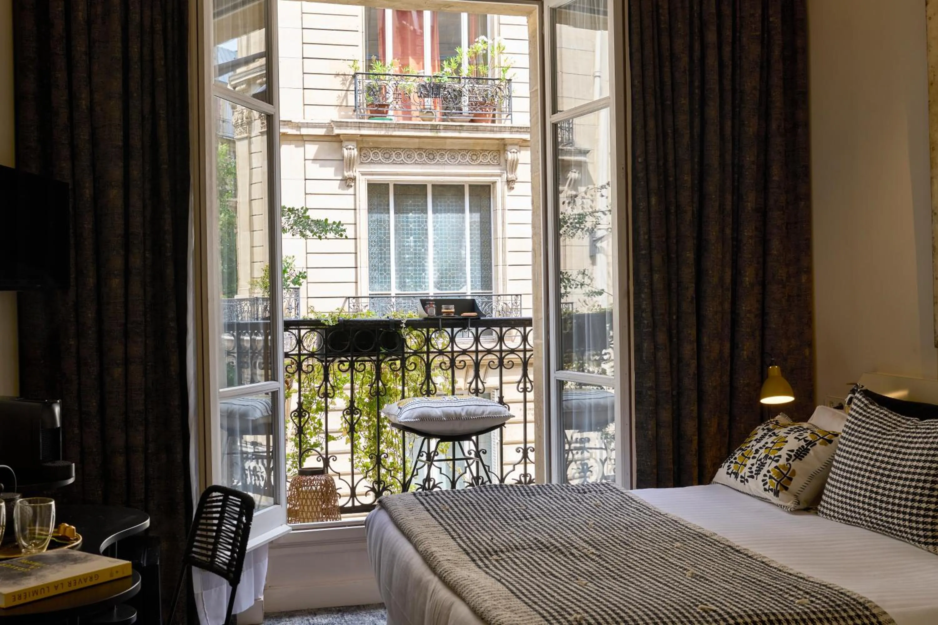 City view, Bed in Beausejour Ranelagh