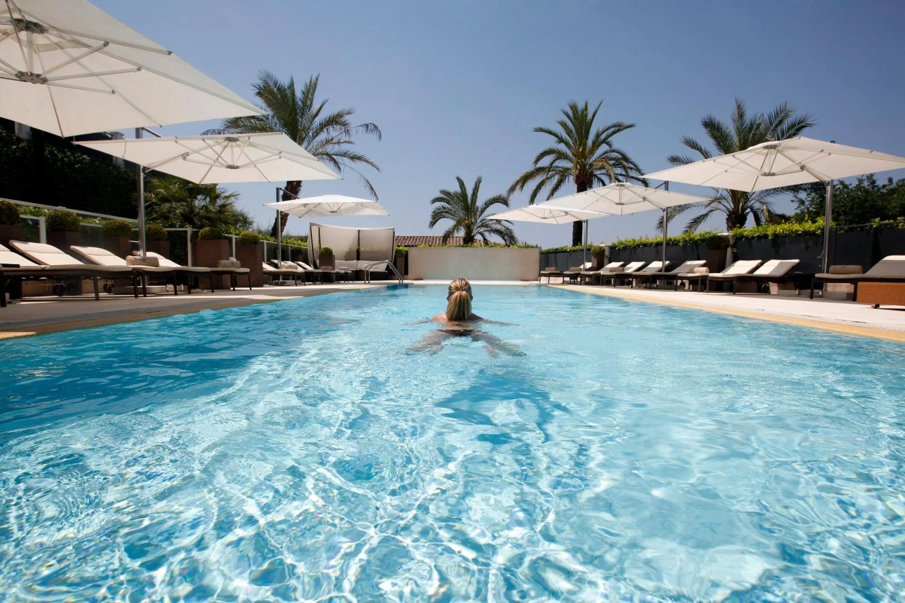Swimming pool in Royal Mougins Golf, Hotel & Spa de Luxe