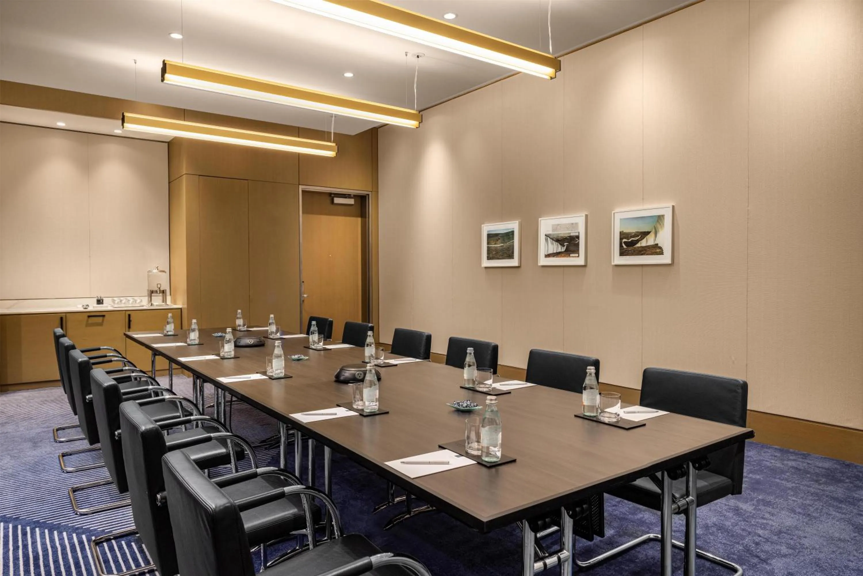 Meeting/conference room in Conrad New York Downtown