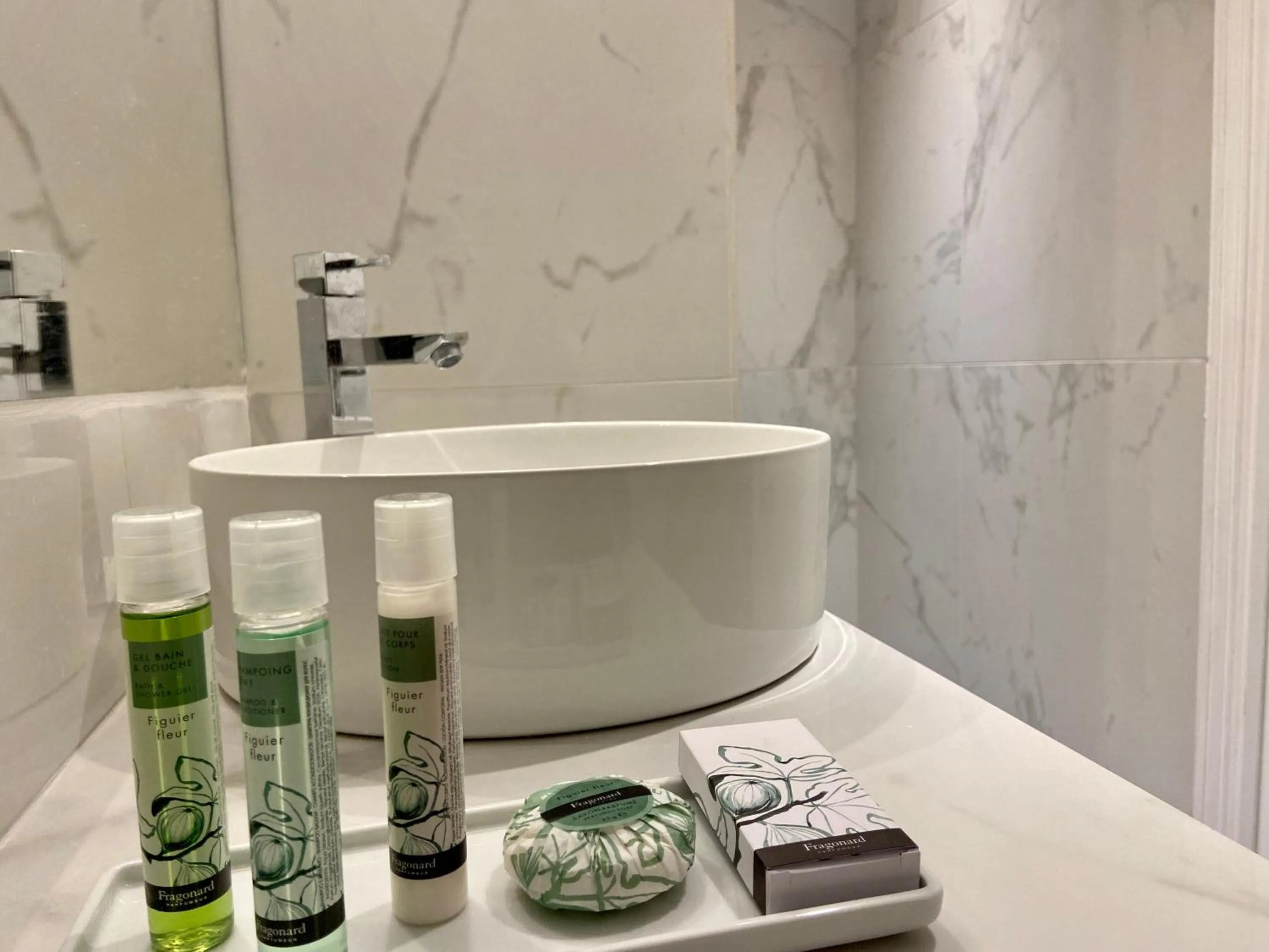 Bathroom in VILLA DU CEDRE Honfleur