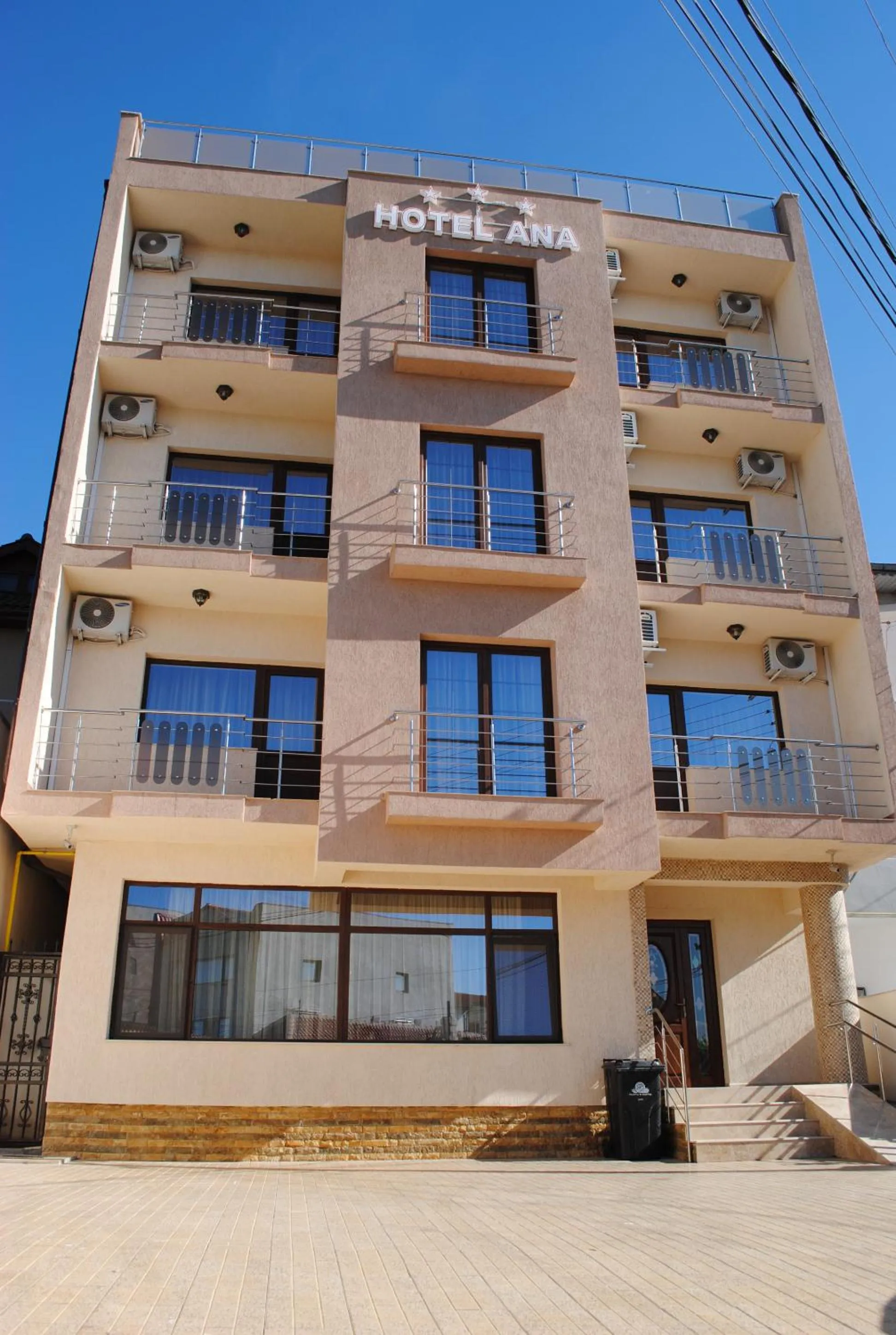 Facade/entrance in Hotel Ana