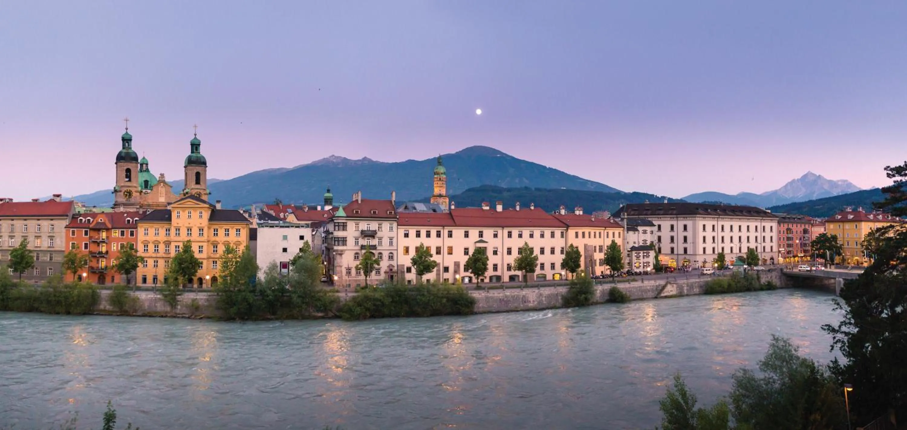 Nearby landmark in Kaiser Max Design Appartements