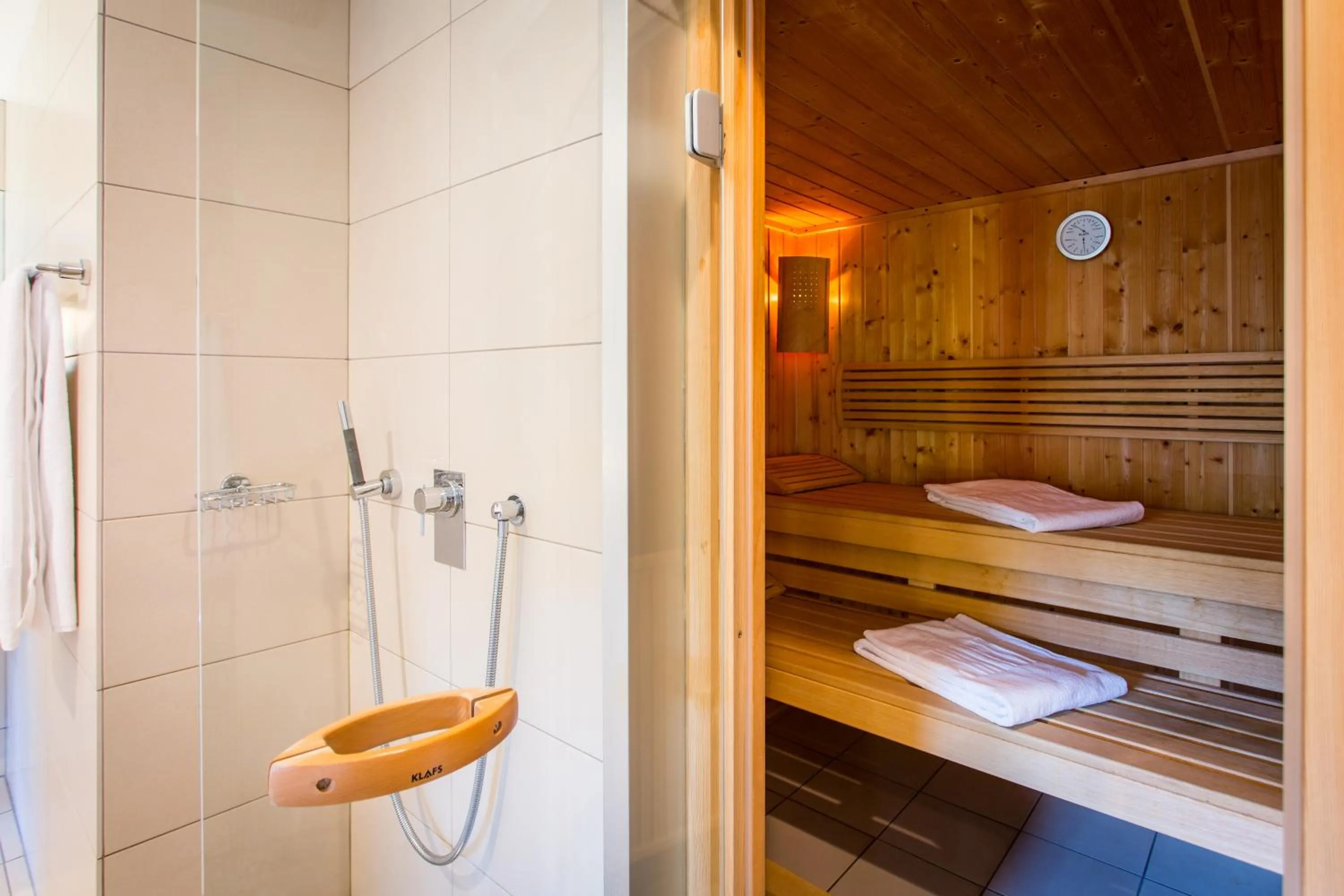 Sauna in Restaurant Hôtel L'Arnsbourg