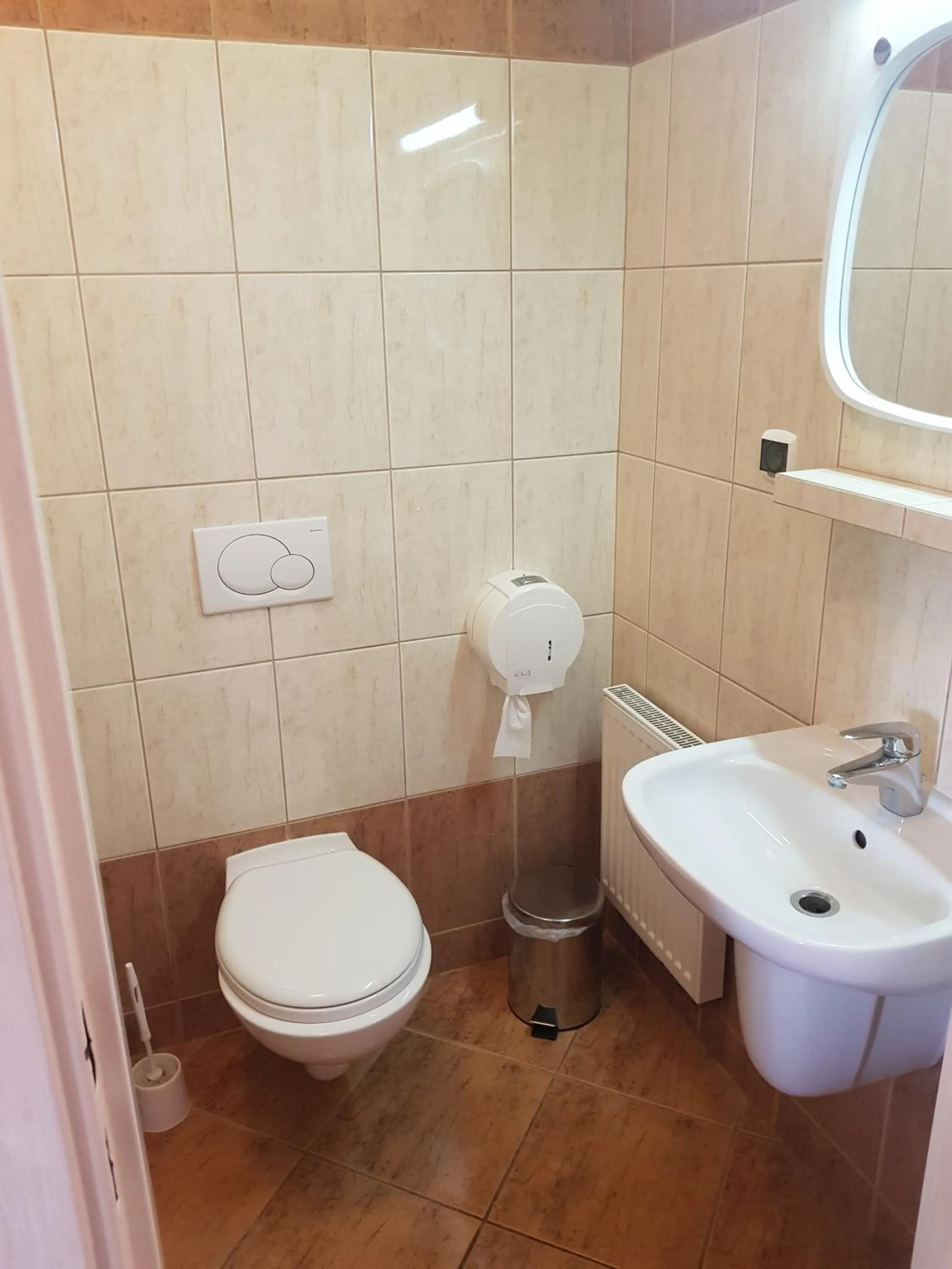 Bathroom in Hotel Jola