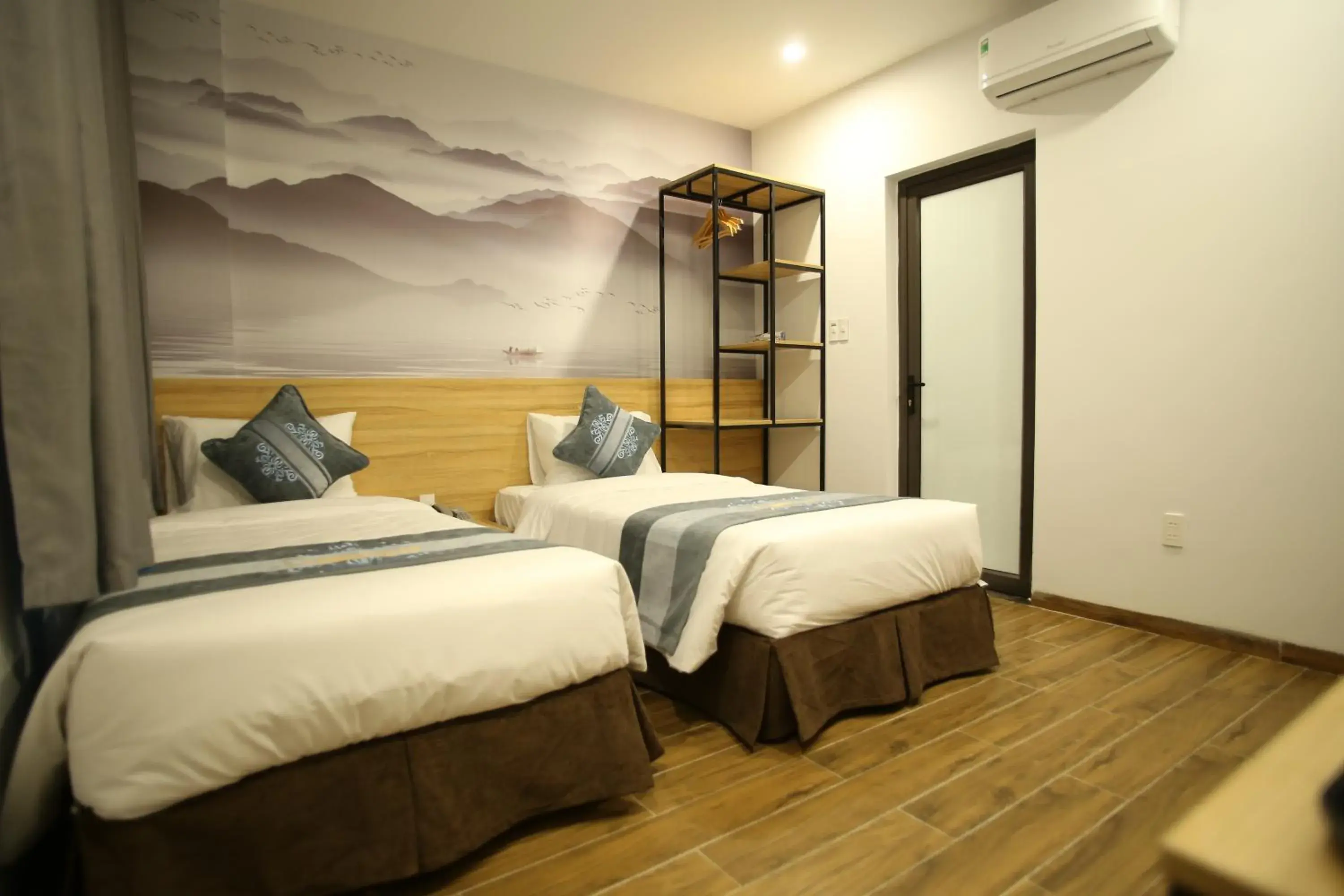 Standard Twin Room in KingSales Hotel Standard Twin Room in KingSales Hotel