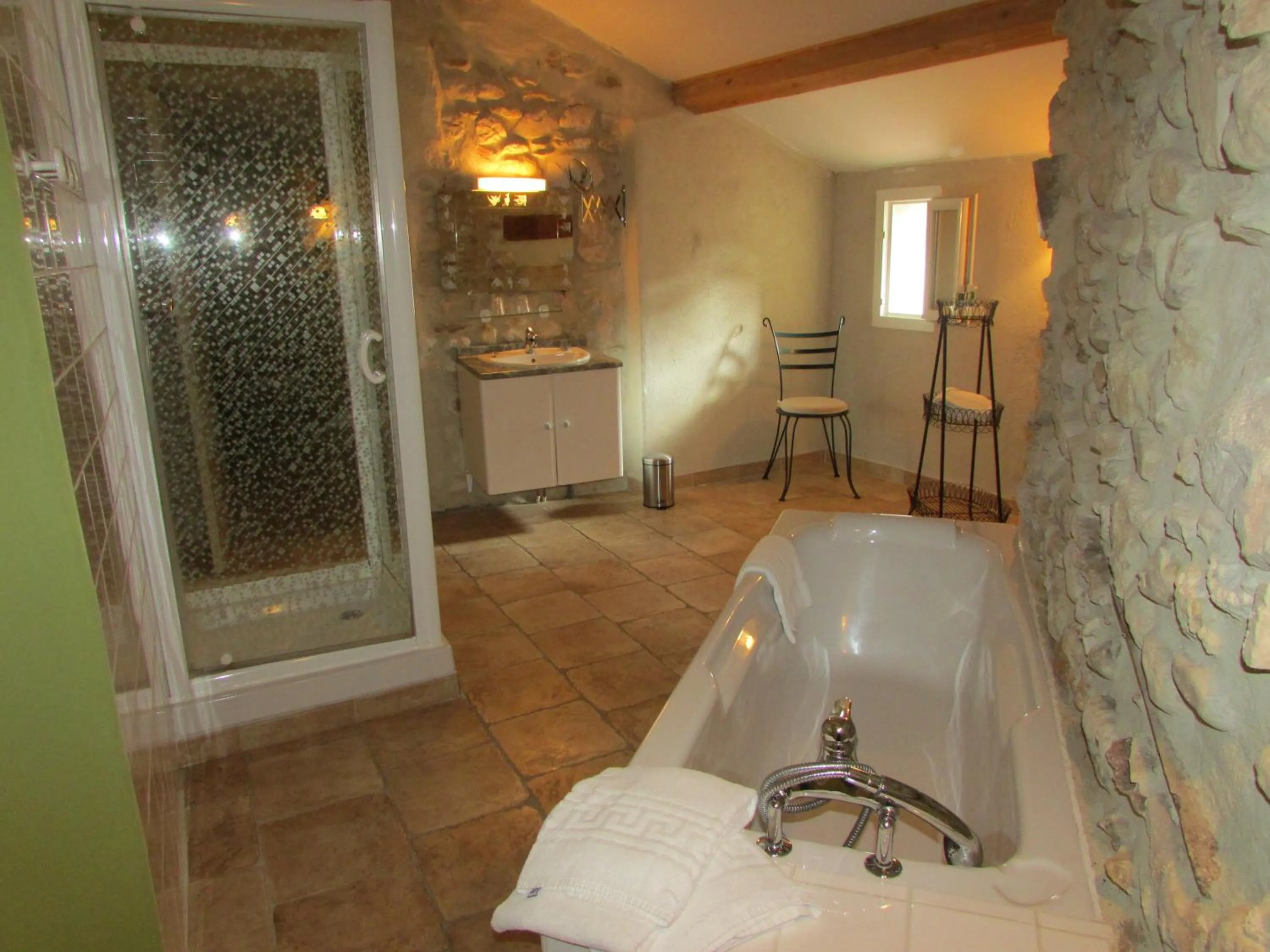 Bathroom in La Bastide Des Senteurs