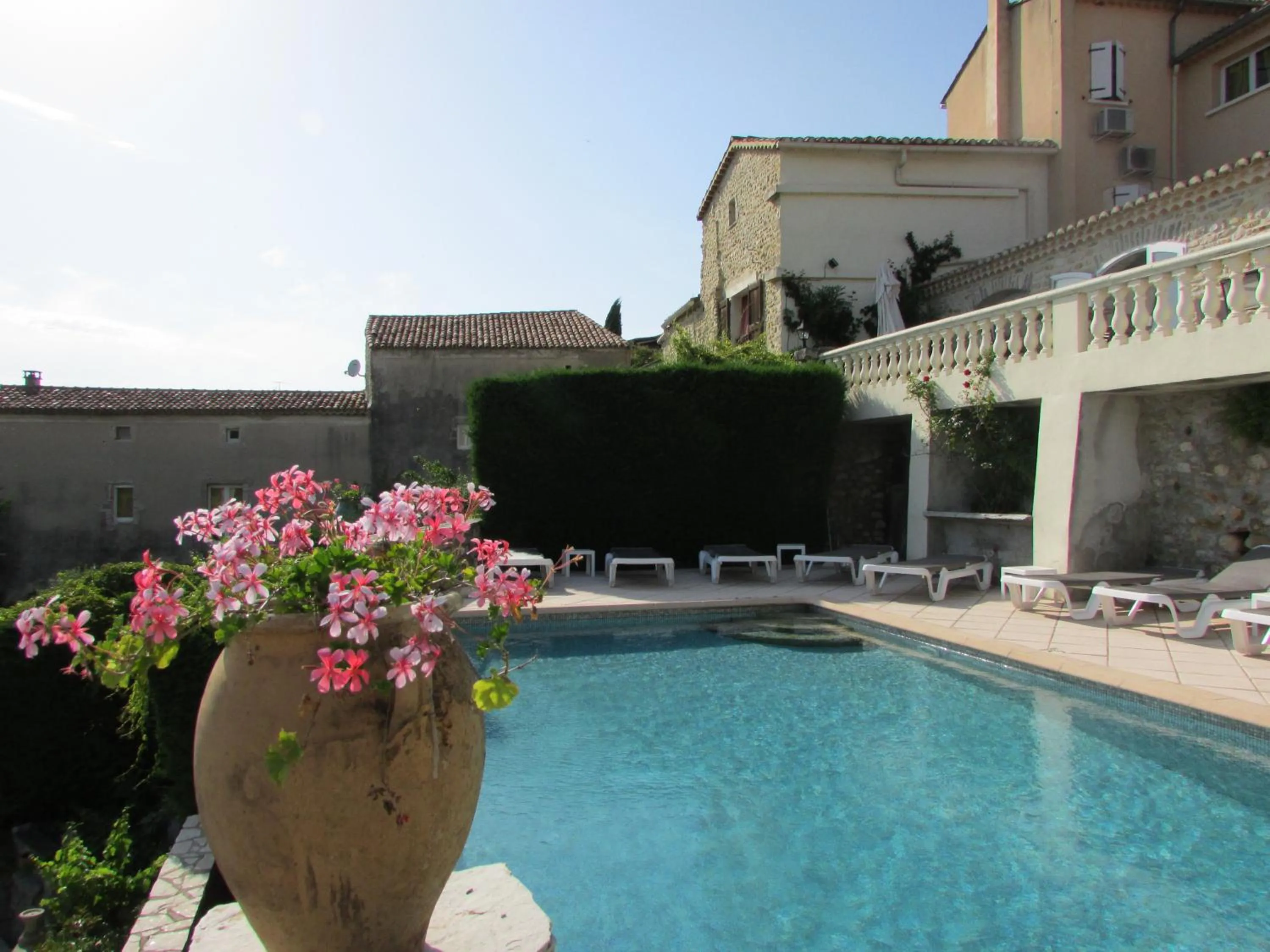 Swimming pool in La Bastide Des Senteurs