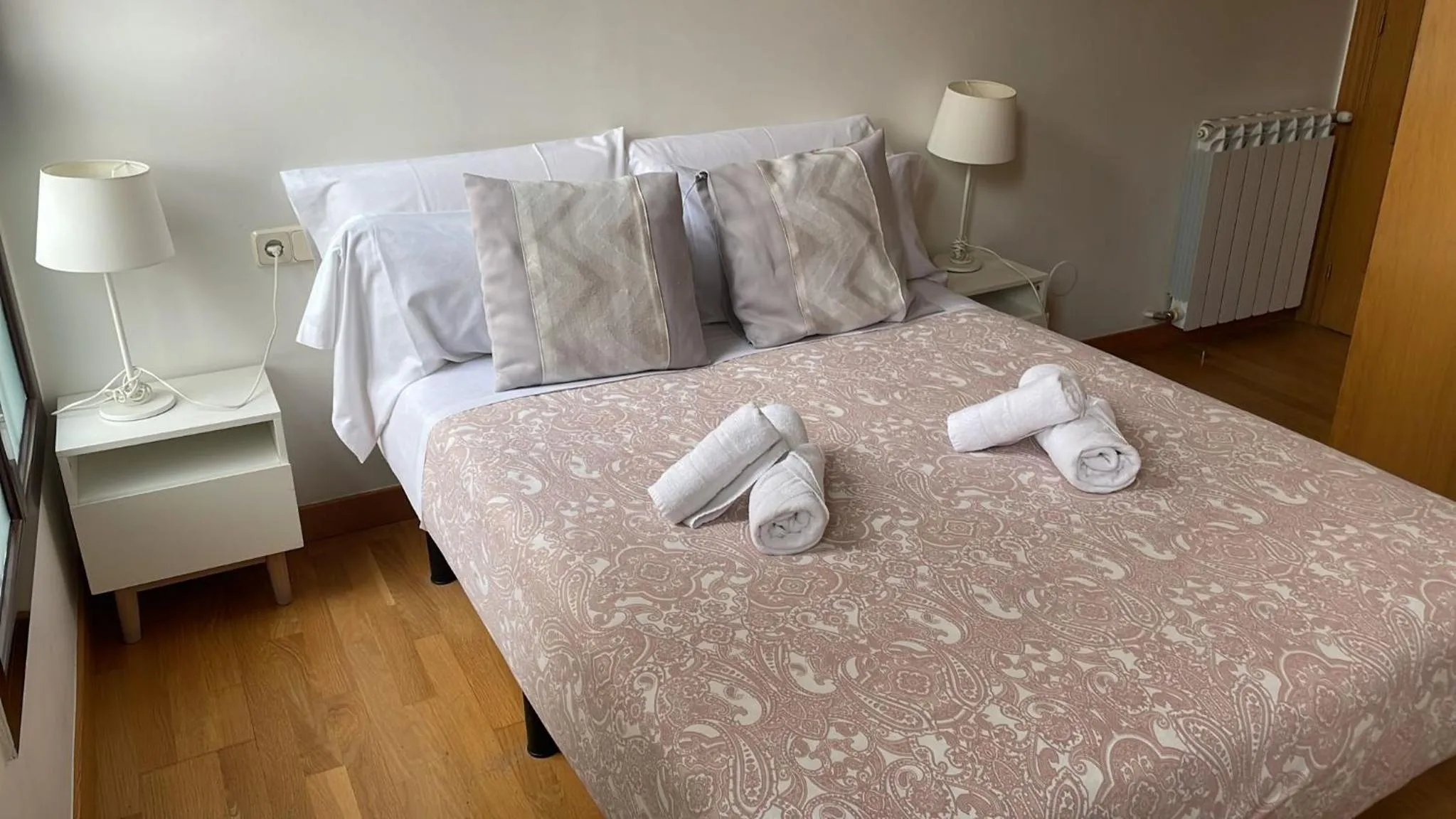 Bedroom, Bed in Aloha Hostel