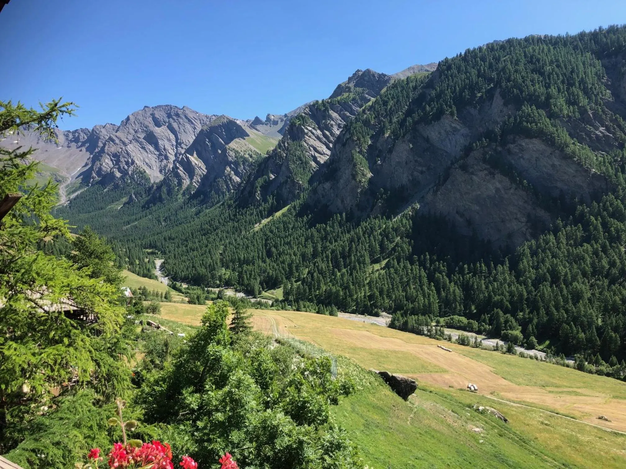 Mountain view in Les Chalets du Villard