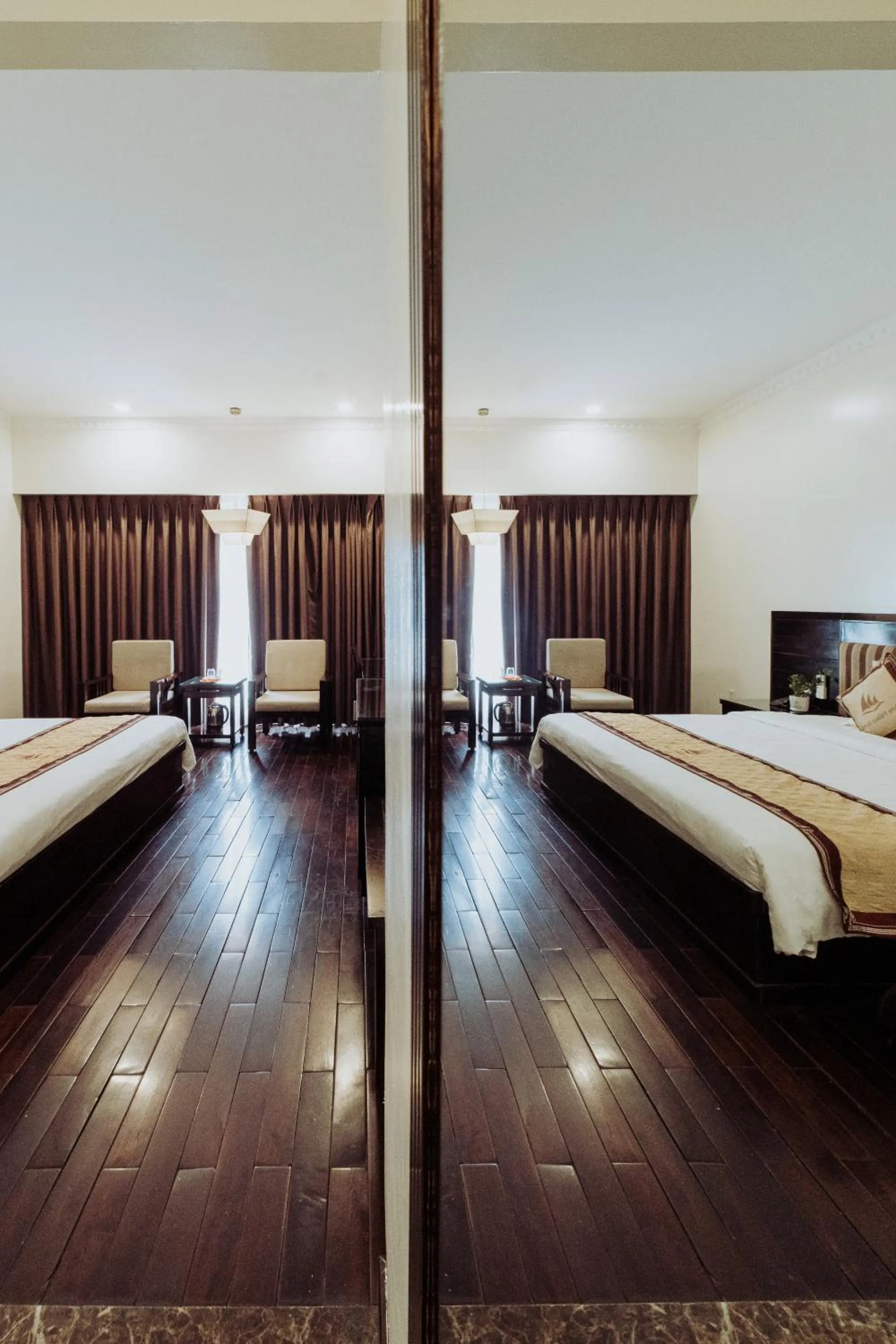 Other, Bed in White Palace Thai Binh Hotel