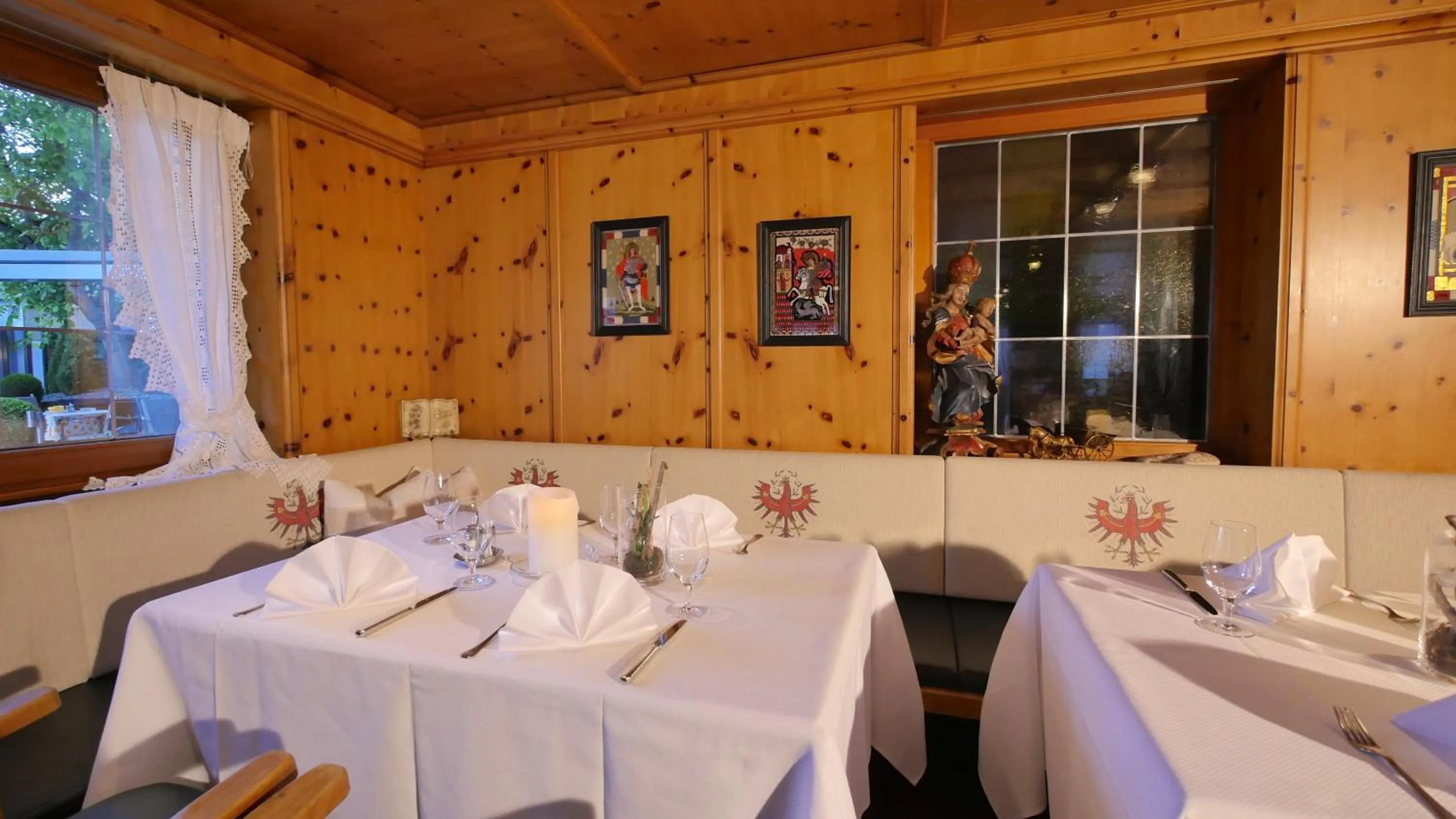 Restaurant/places to eat in Residenz Schiestl