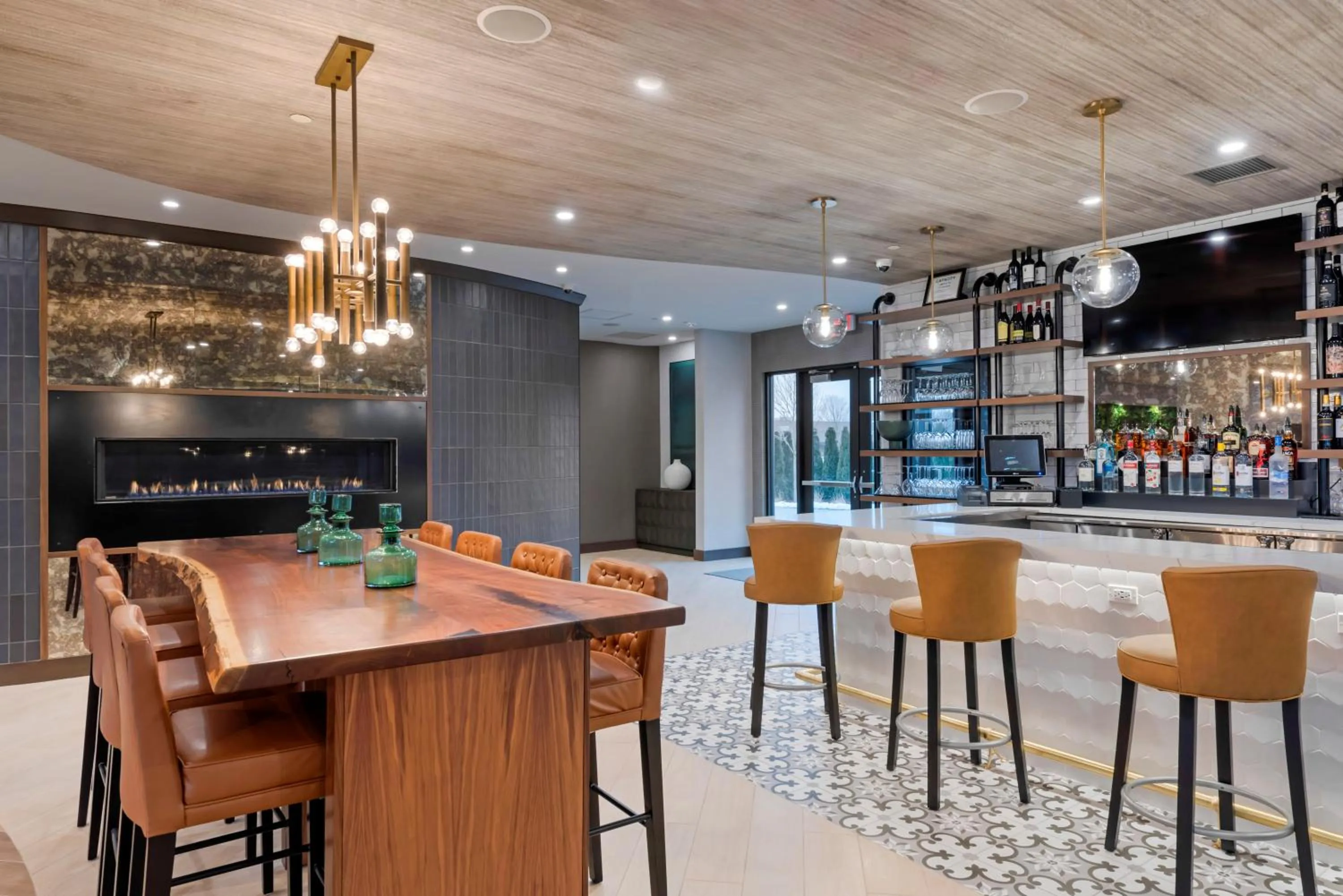 Lounge or bar in Cambria Hotel Shelby Township - Detroit Utica