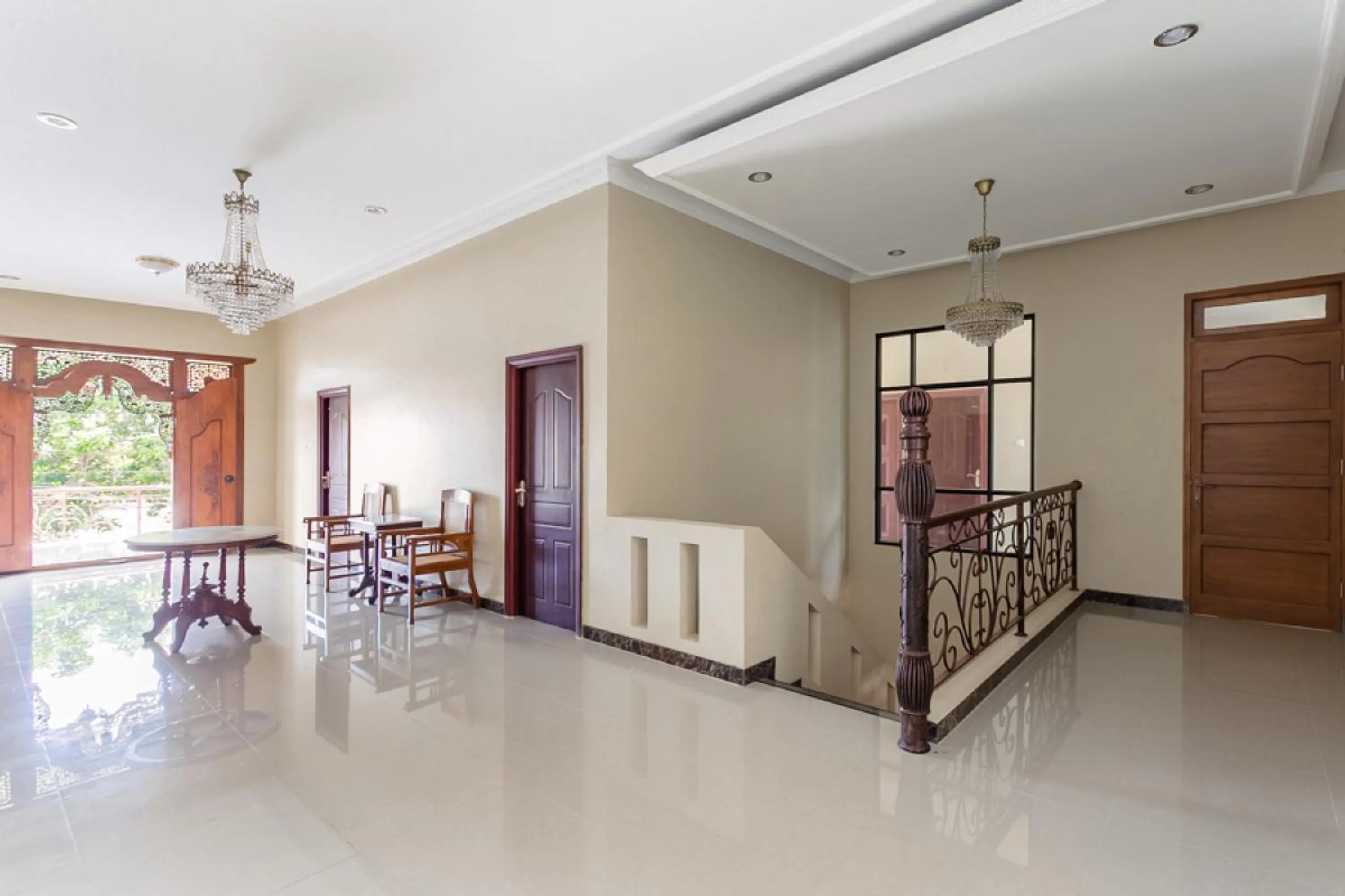 RedDoorz Syariah near Exit Toll Banyumanik Semarang