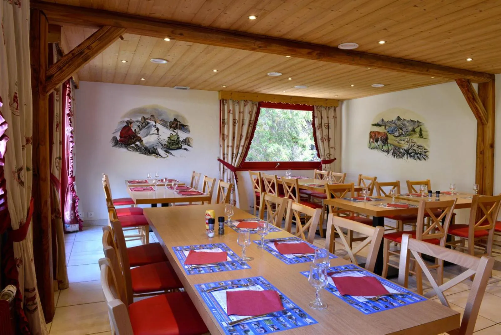 Restaurant/places to eat in Auberge de la Dranse
