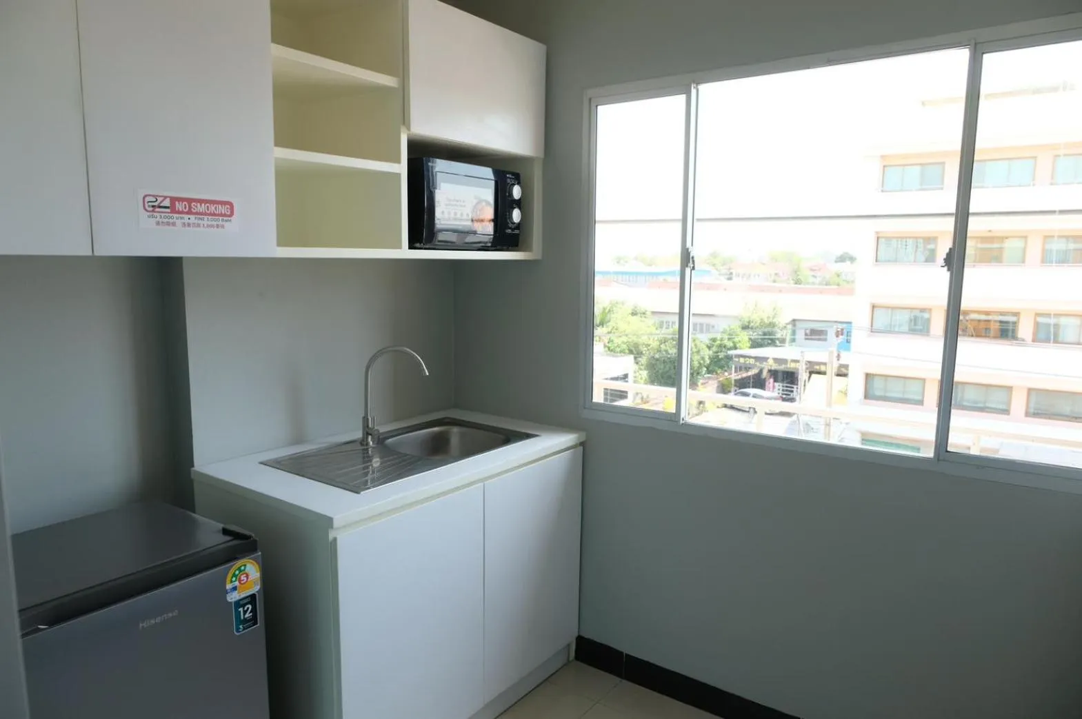 dishwasher in Fullroom 77 Srinakarin