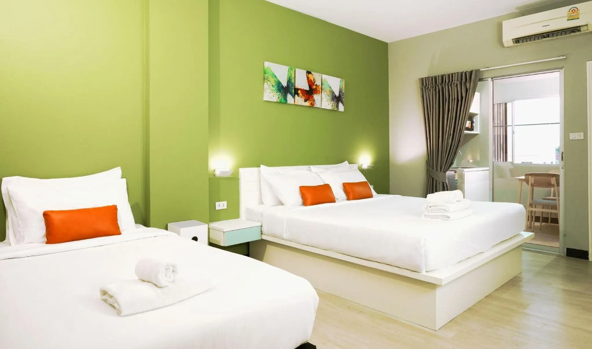 Bed in Fullroom 77 Srinakarin