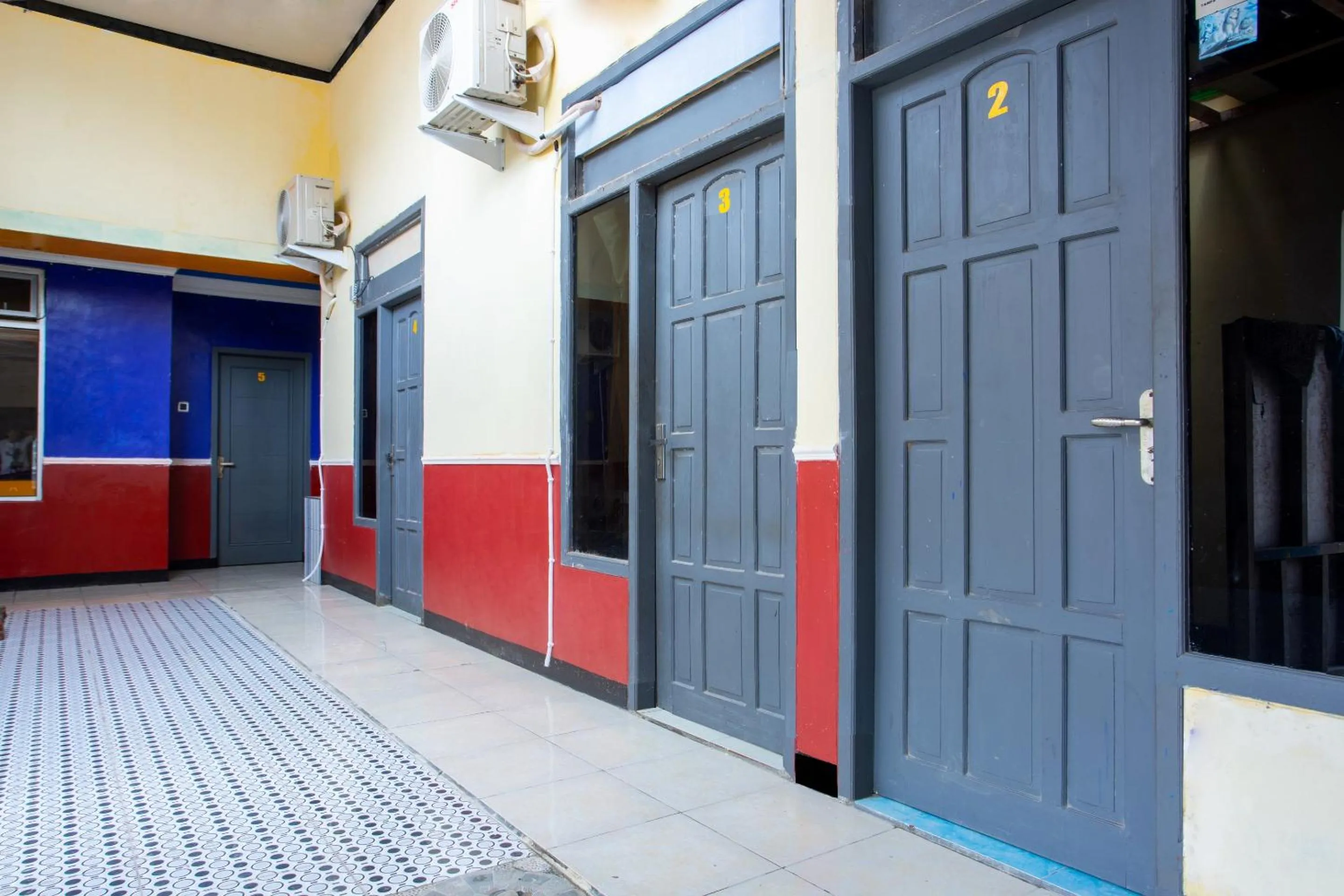 Lobby or reception in Hotel O Buana Jaya Guest House