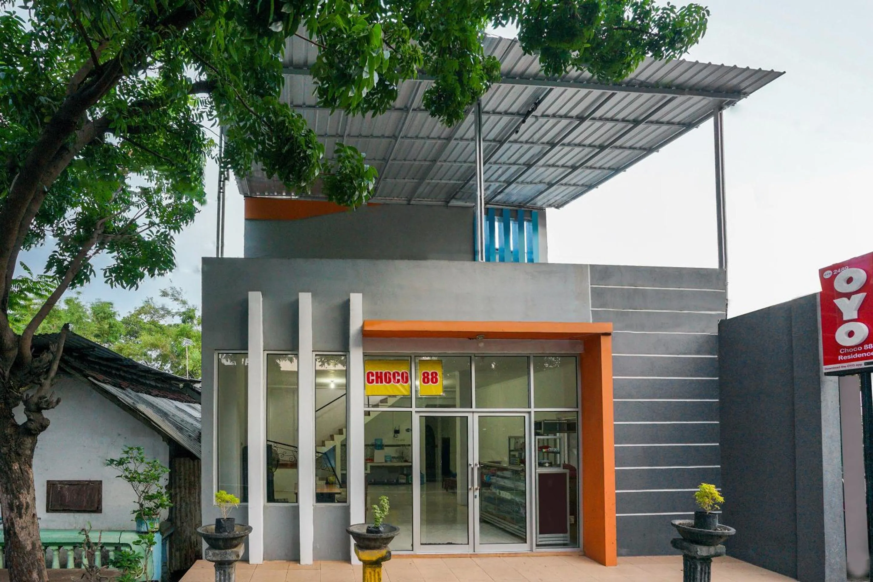 Facade/entrance in Hotel O Choco 88 Residence