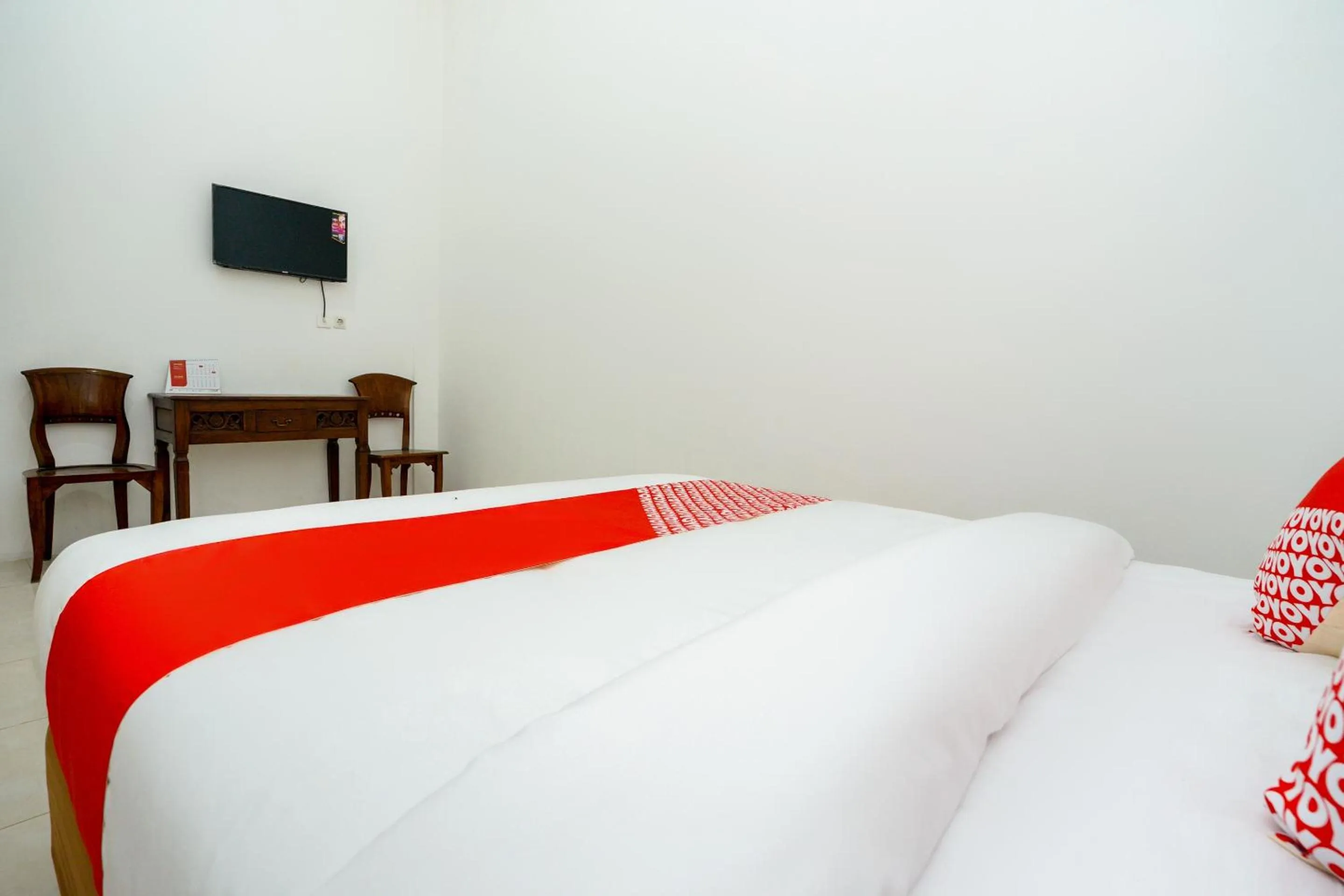 Bedroom, Bed in Hotel O Choco 88 Residence