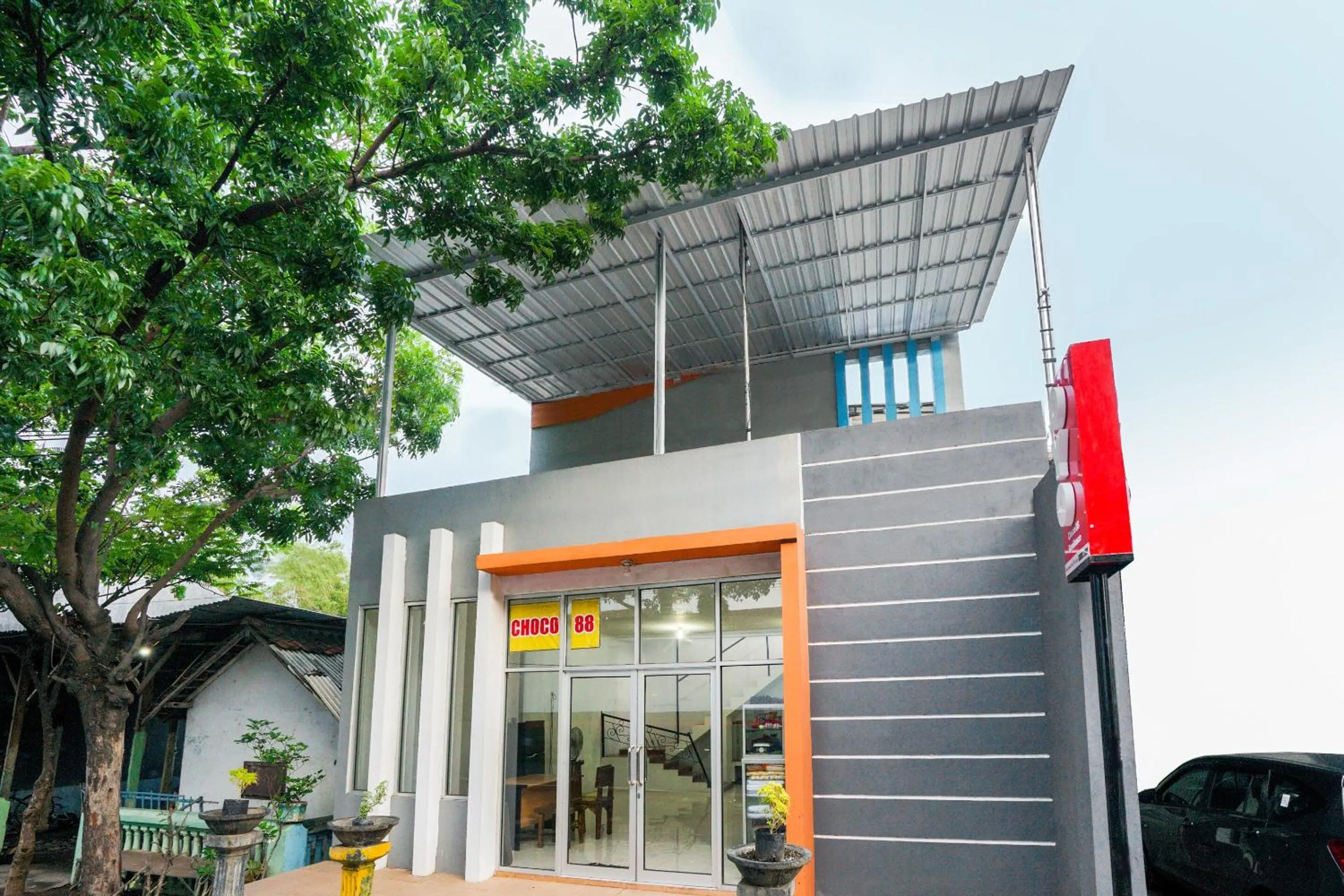 Facade/entrance in Hotel O Choco 88 Residence