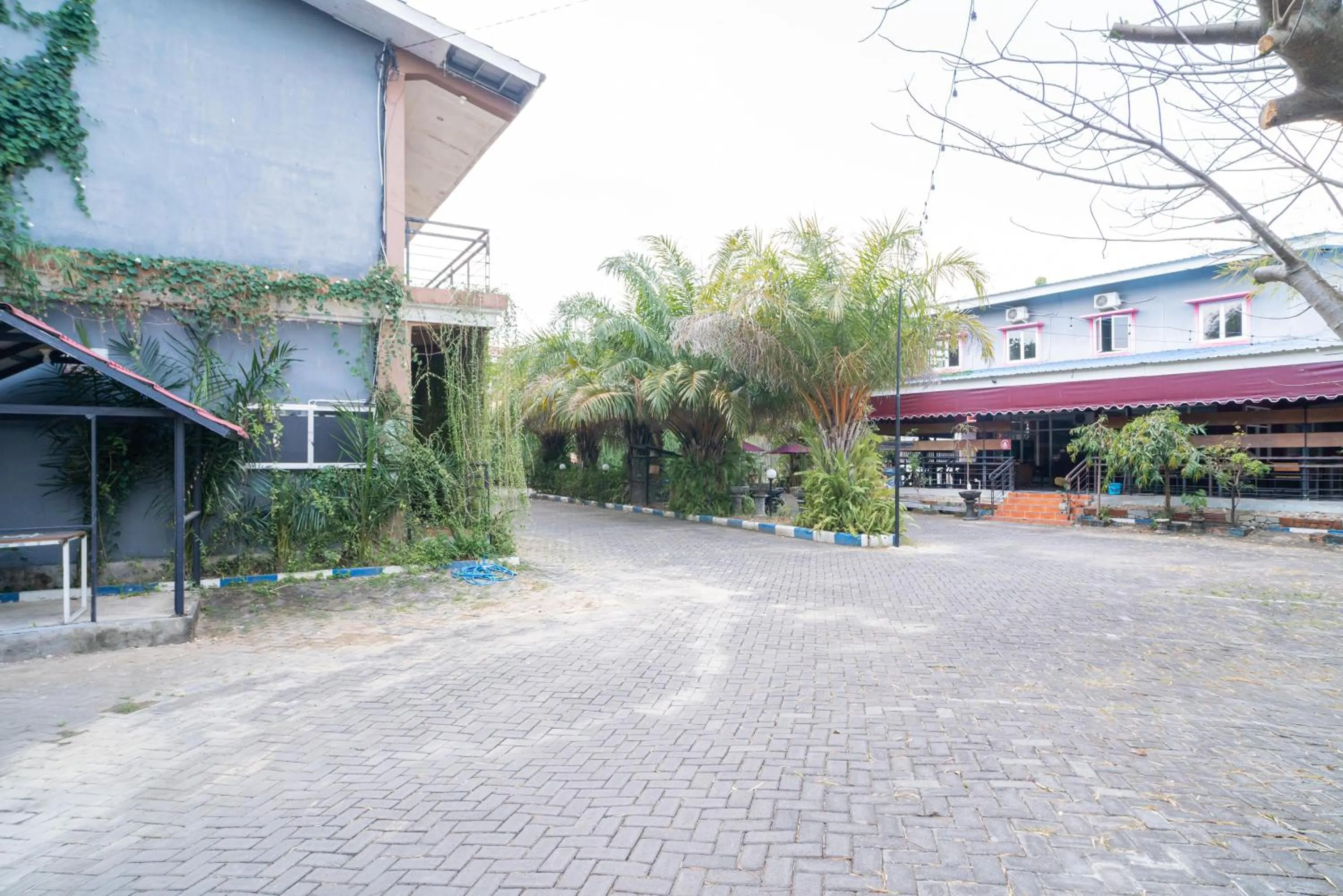 Property building in RedDoorz Plus Syariah At Lotus Hotel Bojonegoro