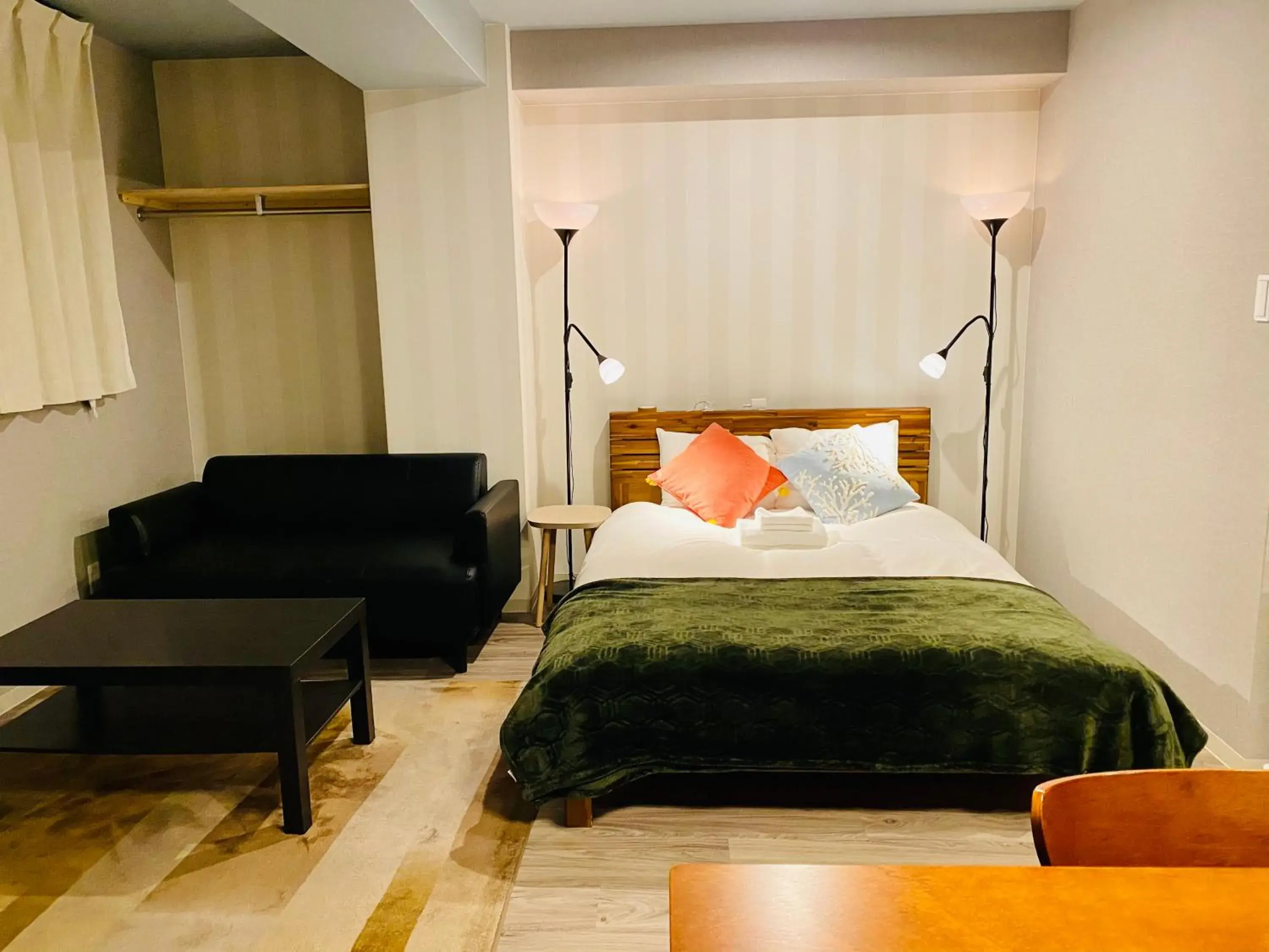 Superior Studio in ffosaka.com Superior Studio in ffosaka.com