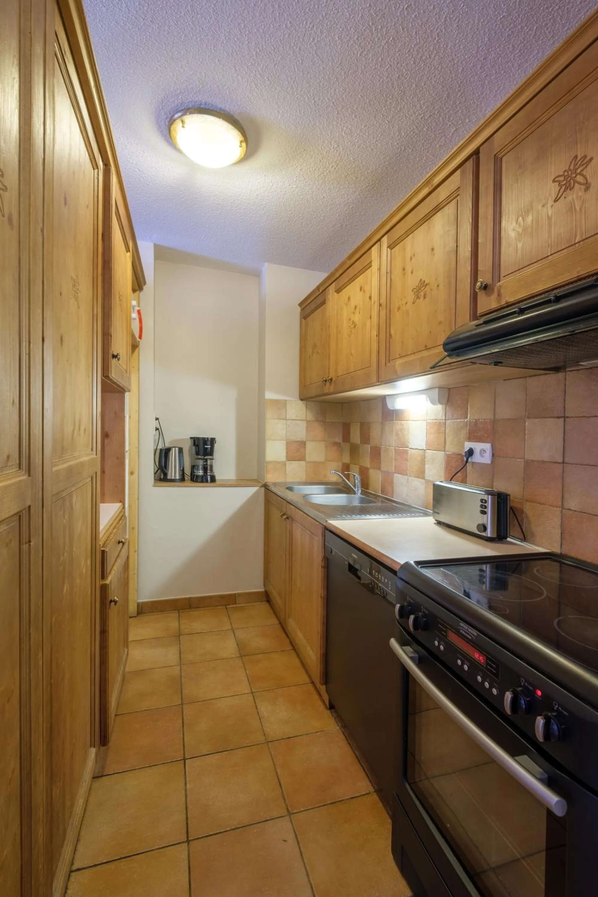 kitchen in Résidence Les Balcons de Val Cenis Village