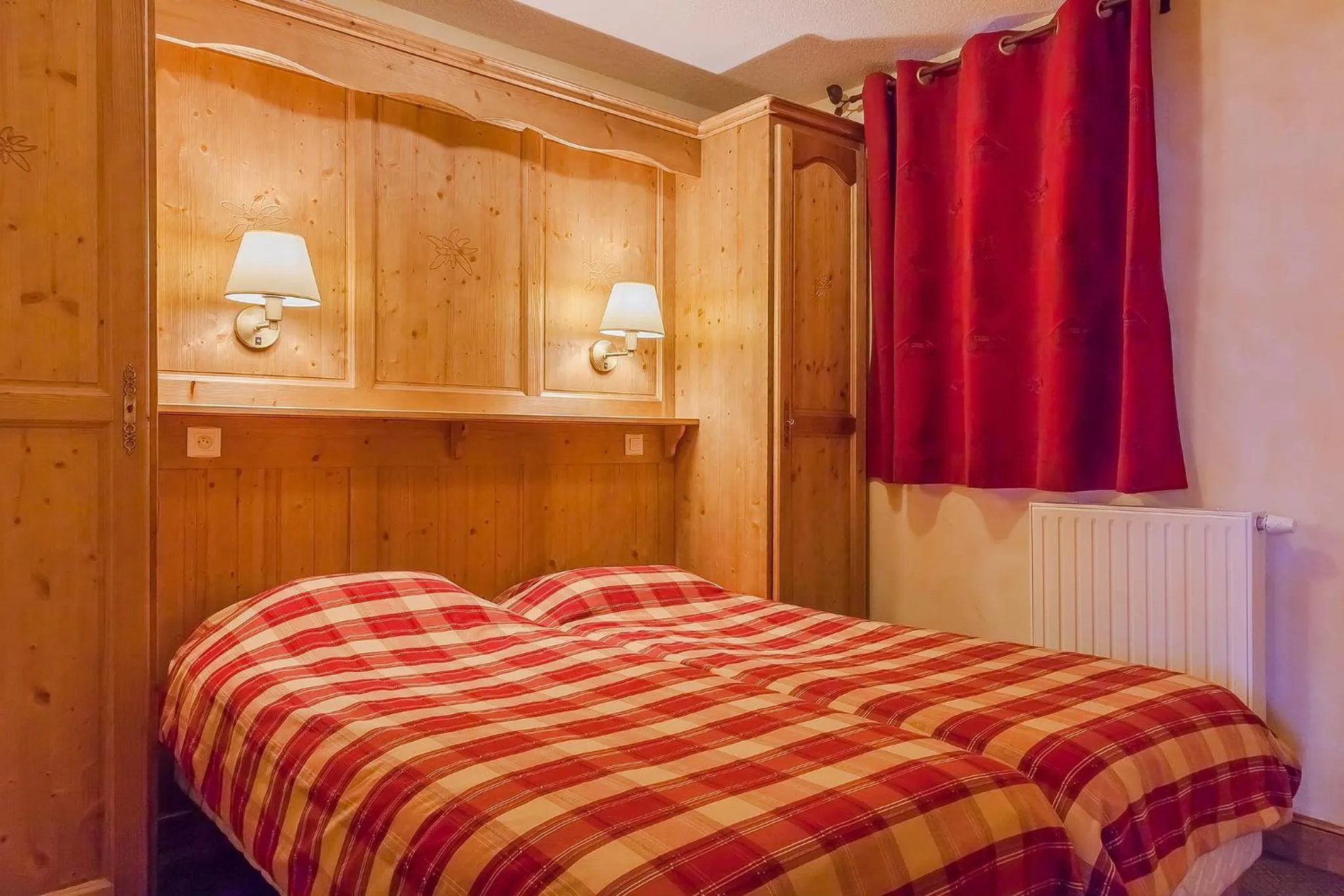 Bedroom, Bed in Résidence Les Balcons de Val Cenis Village