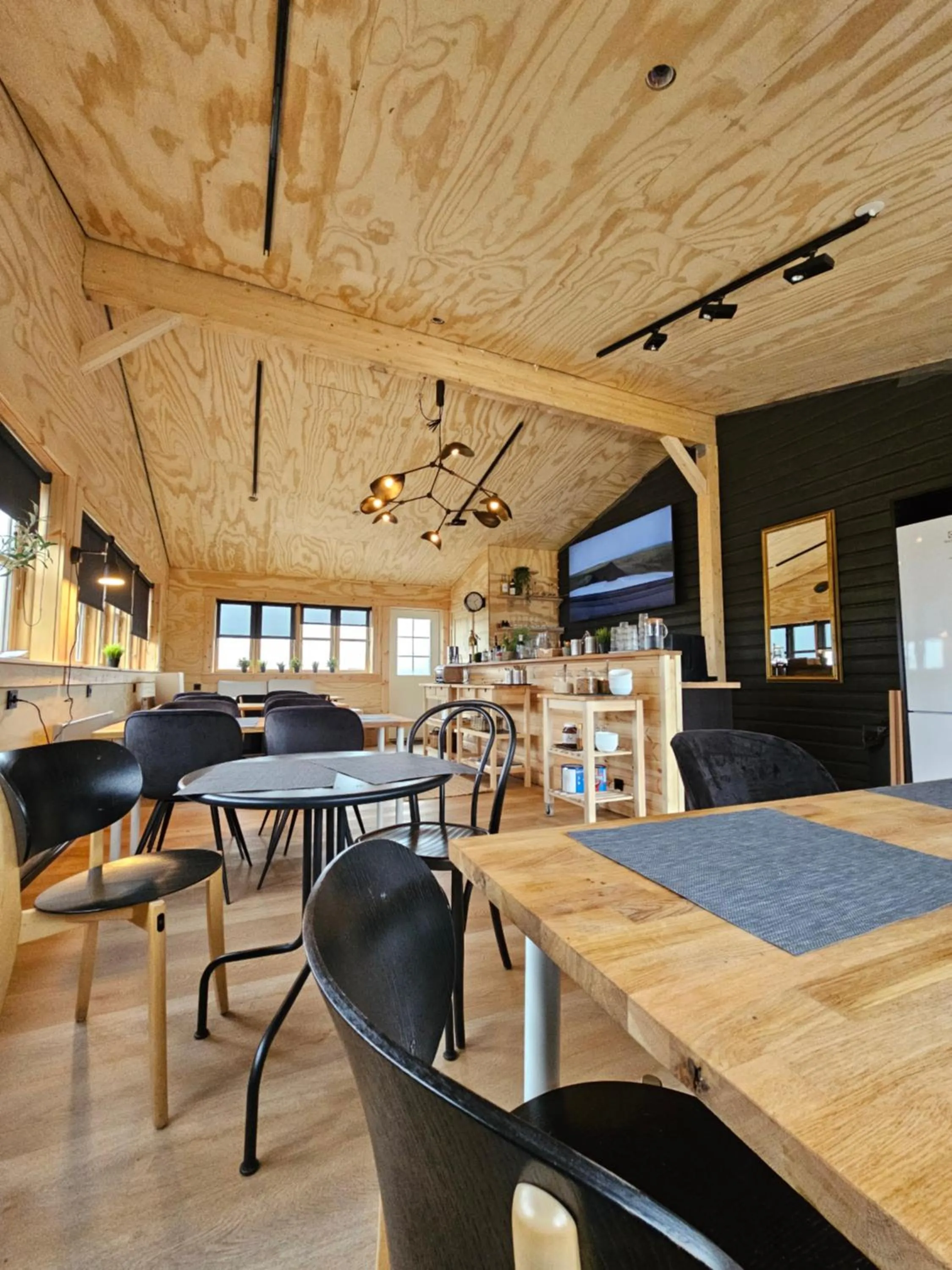 Breakfast in Riverfront Lodge Hella