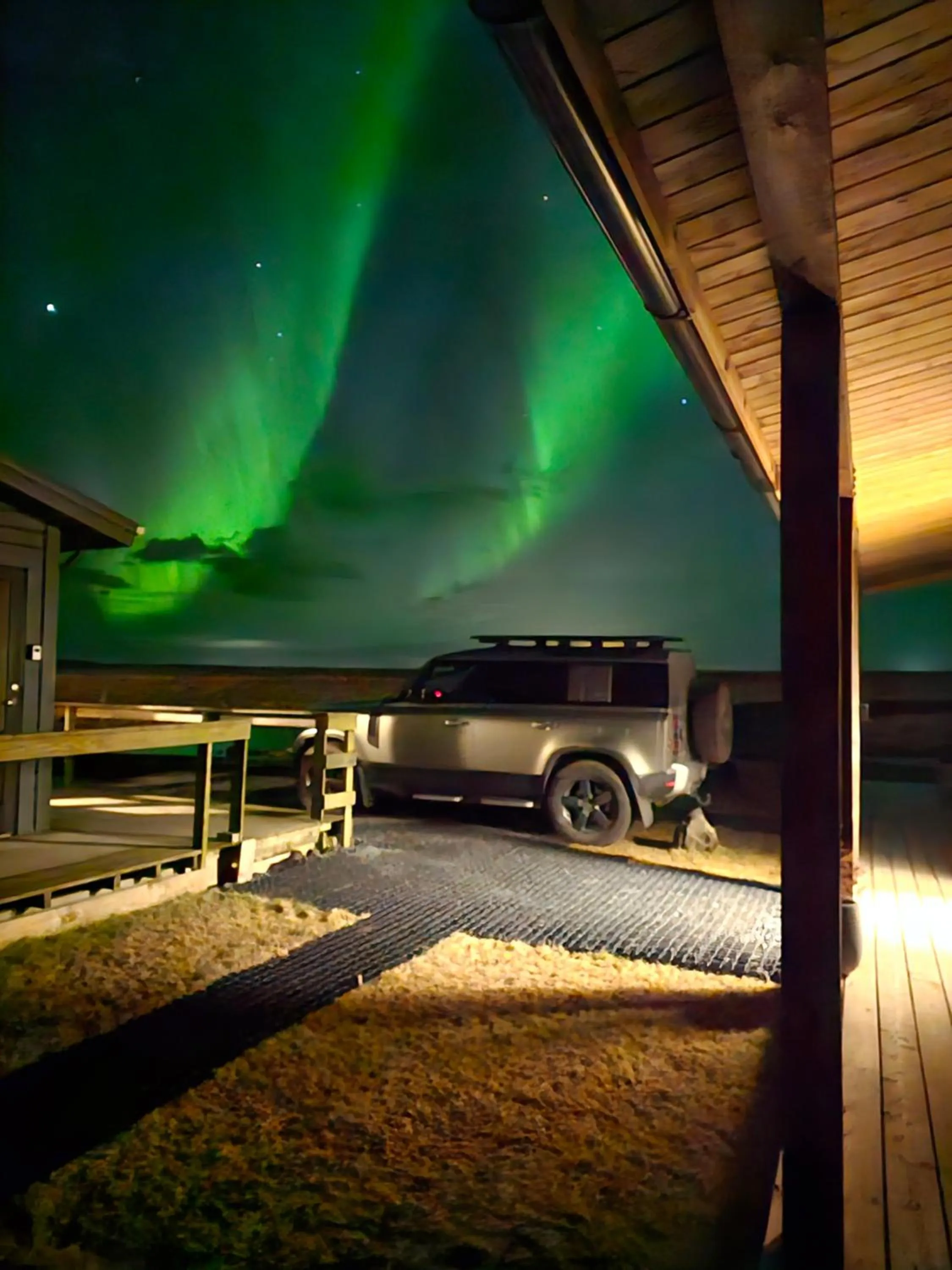 Night in Riverfront Lodge Hella