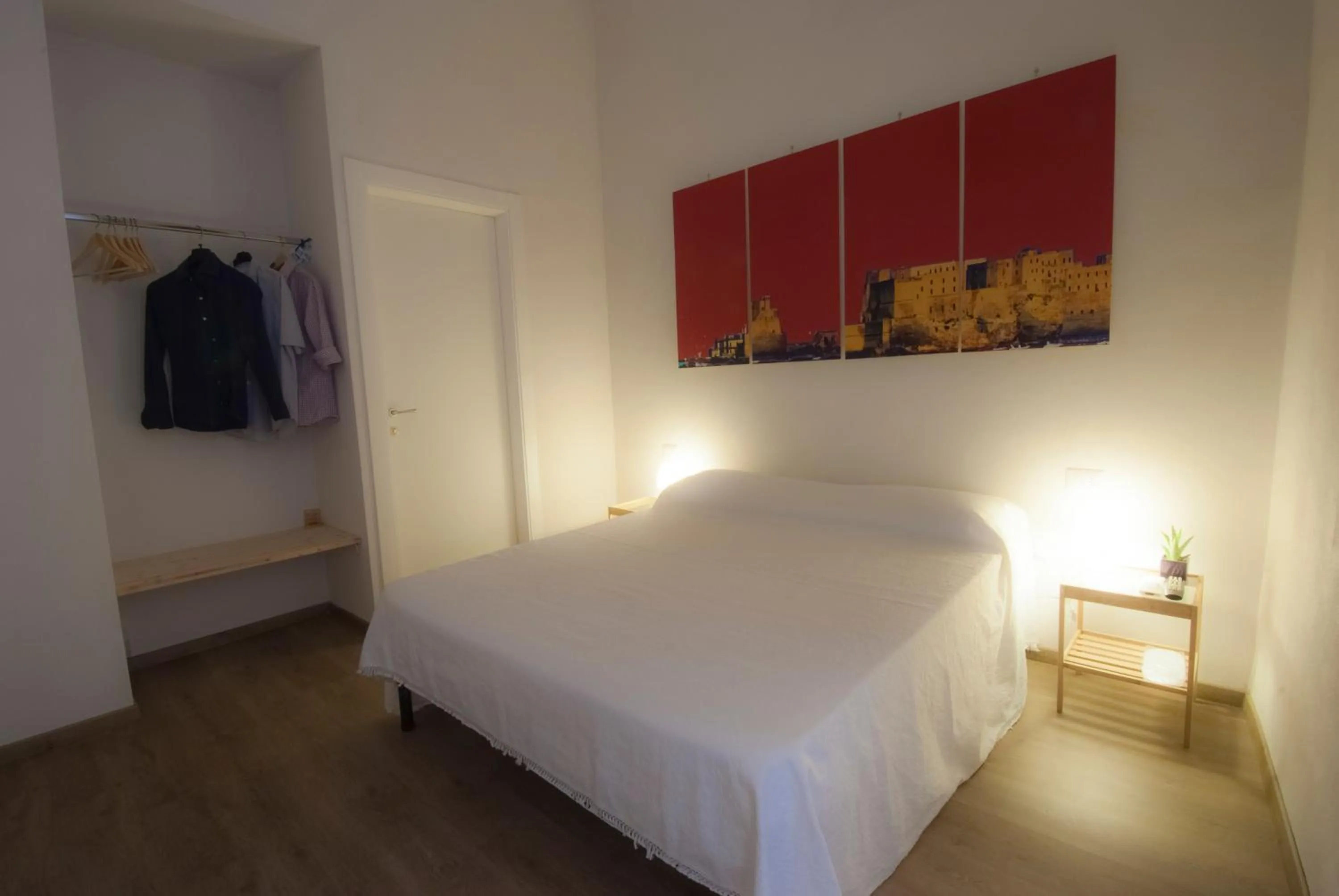 Bedroom, Bed in Monaciello