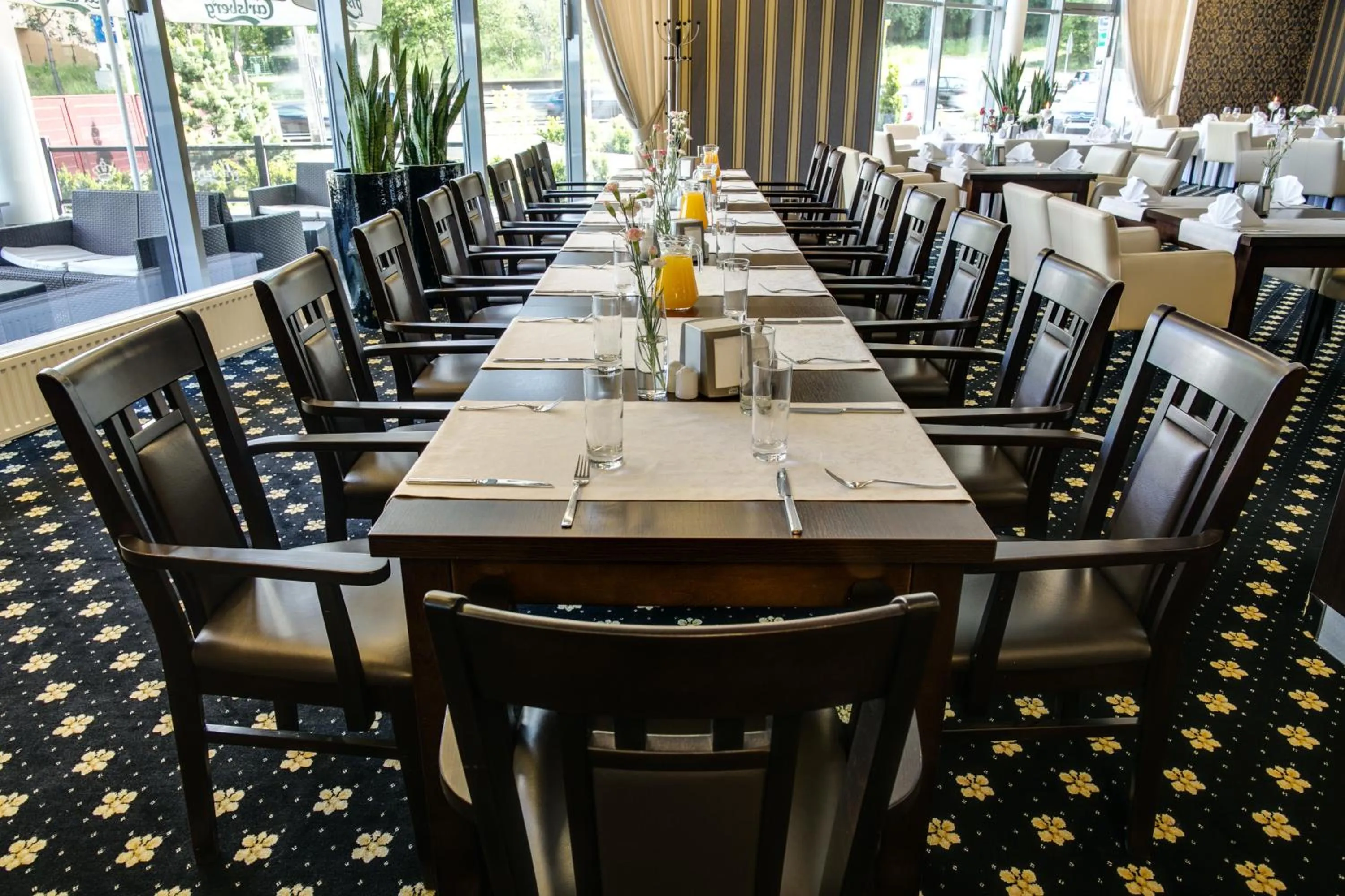 Restaurant/places to eat in Hotel Business Faltom Gdynia
