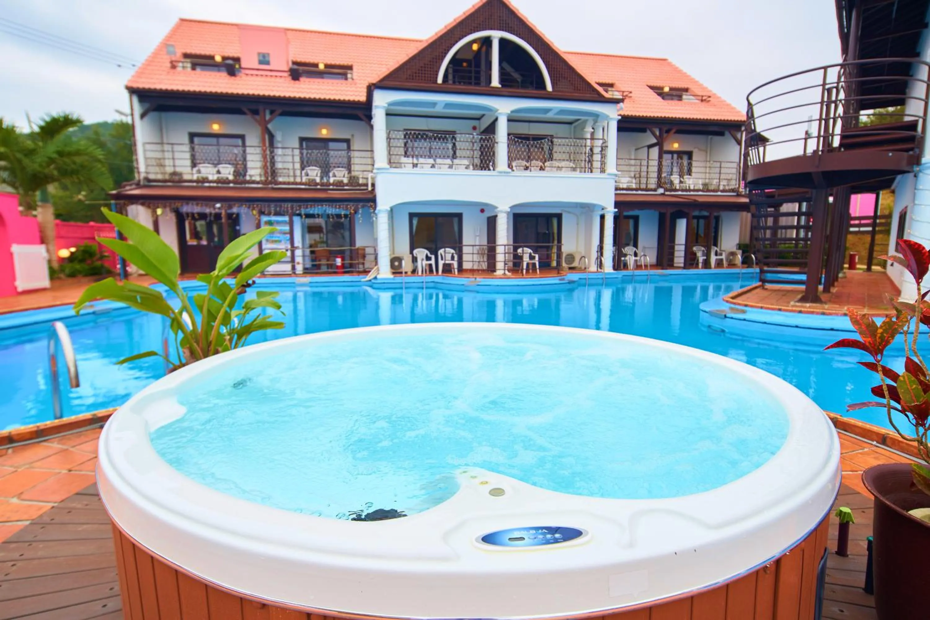 Swimming pool in Private Villa Espacio Onna