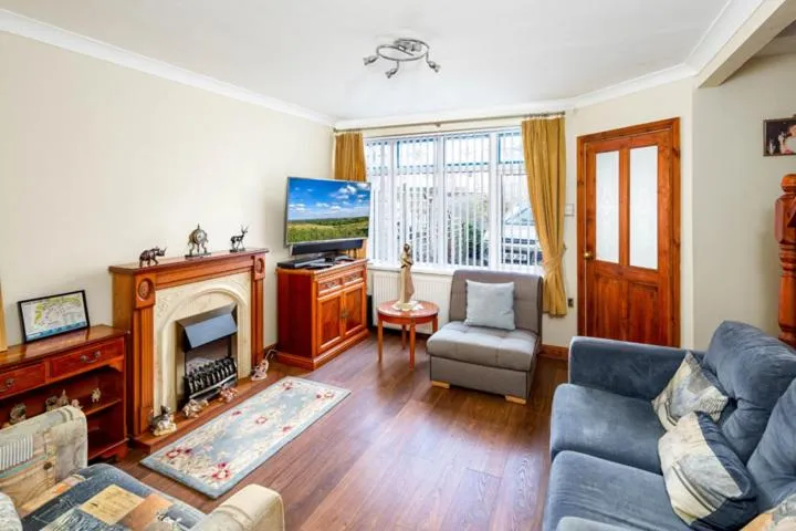 Living room in Steve's Place