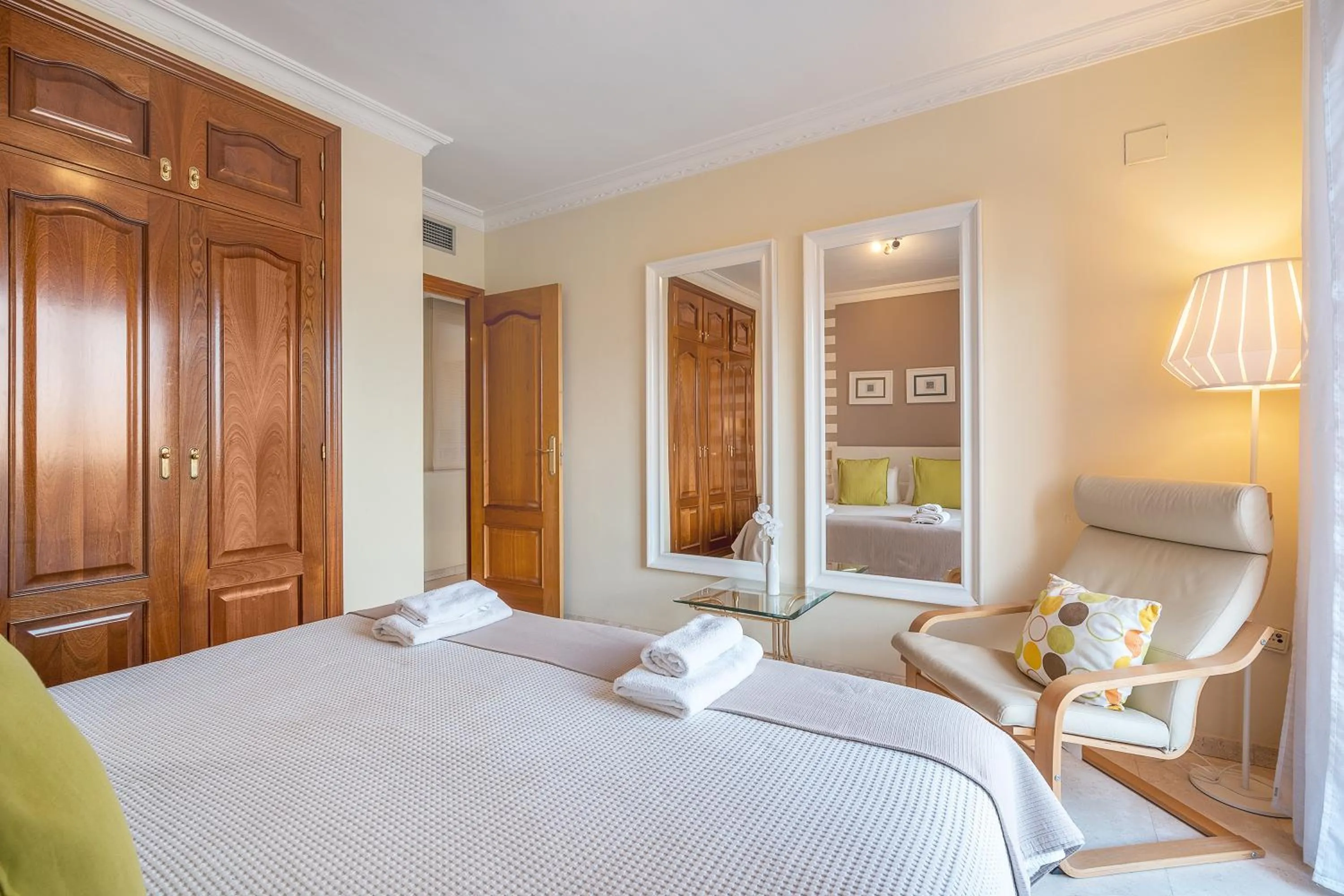 Bedroom, Bed in Luminoso apartamento a 10 minutos del Centro