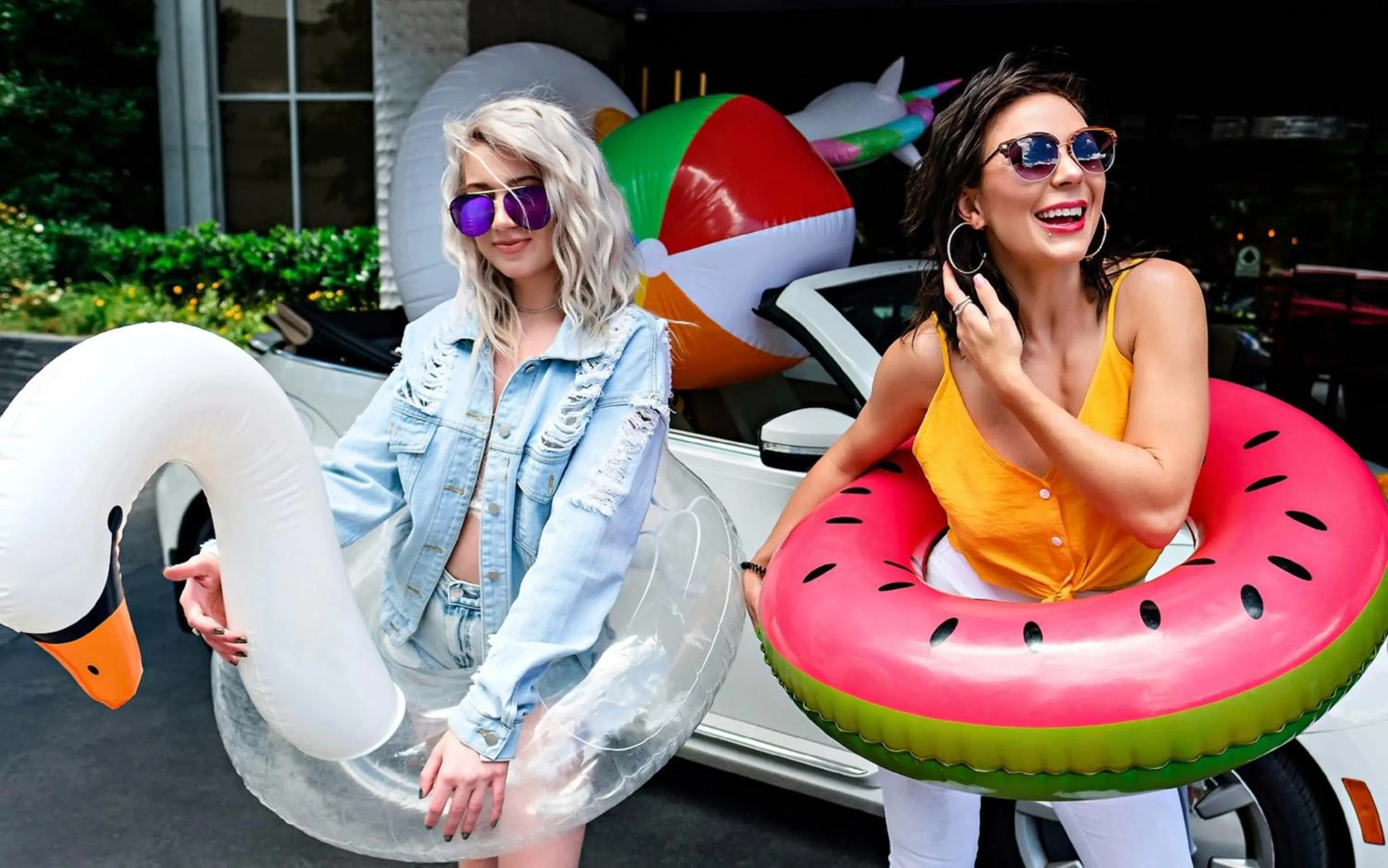 Swimming pool in The Starling Atlanta Midtown, Curio Collection by Hilton