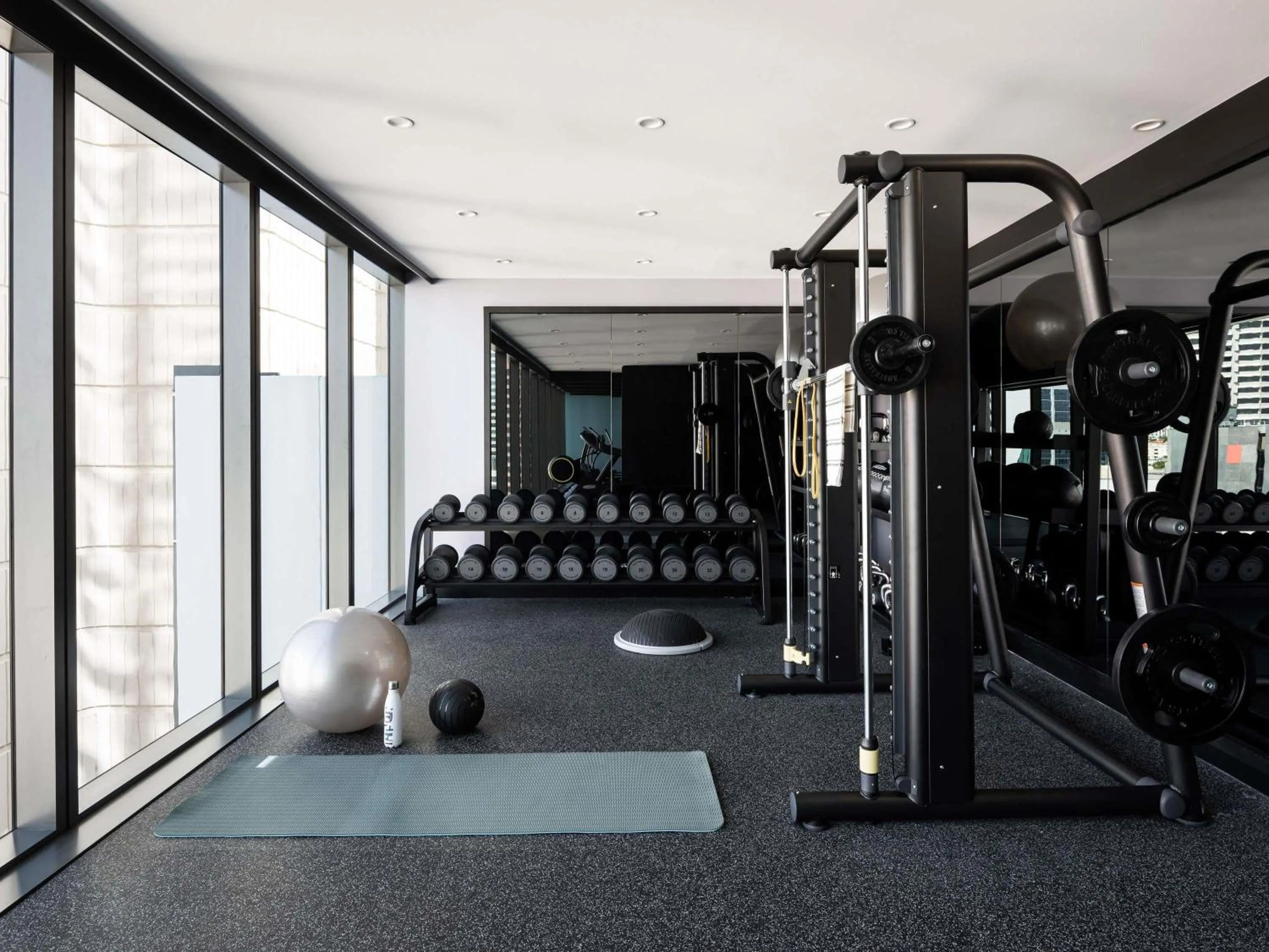 Fitness centre/facilities in Novotel Perth Murray Street