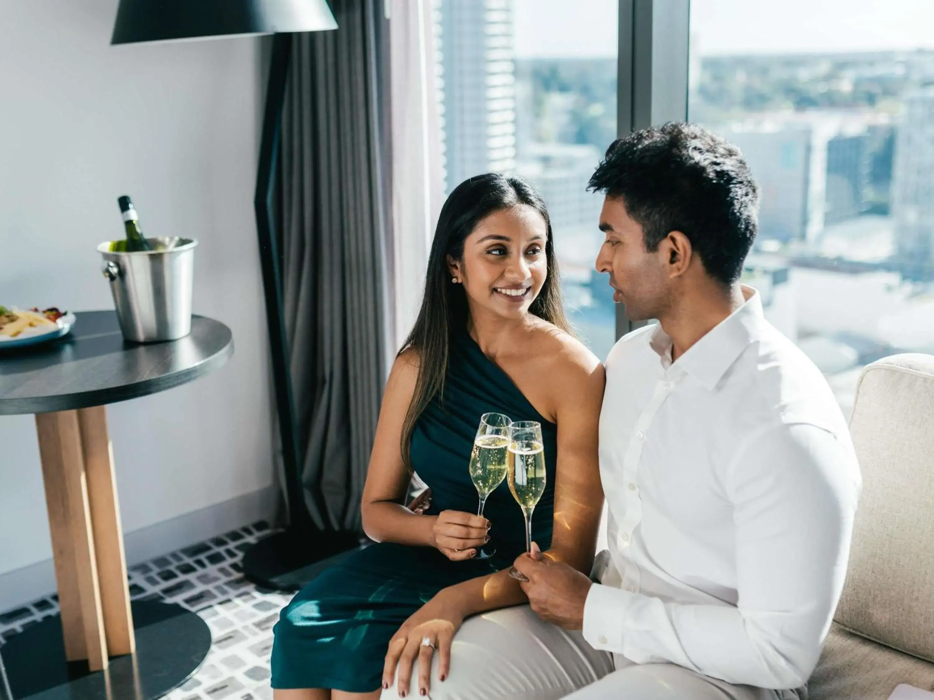 Accessible Deluxe King Room in Novotel Perth Murray Street Accessible Deluxe King Room in Novotel Perth Murray Street