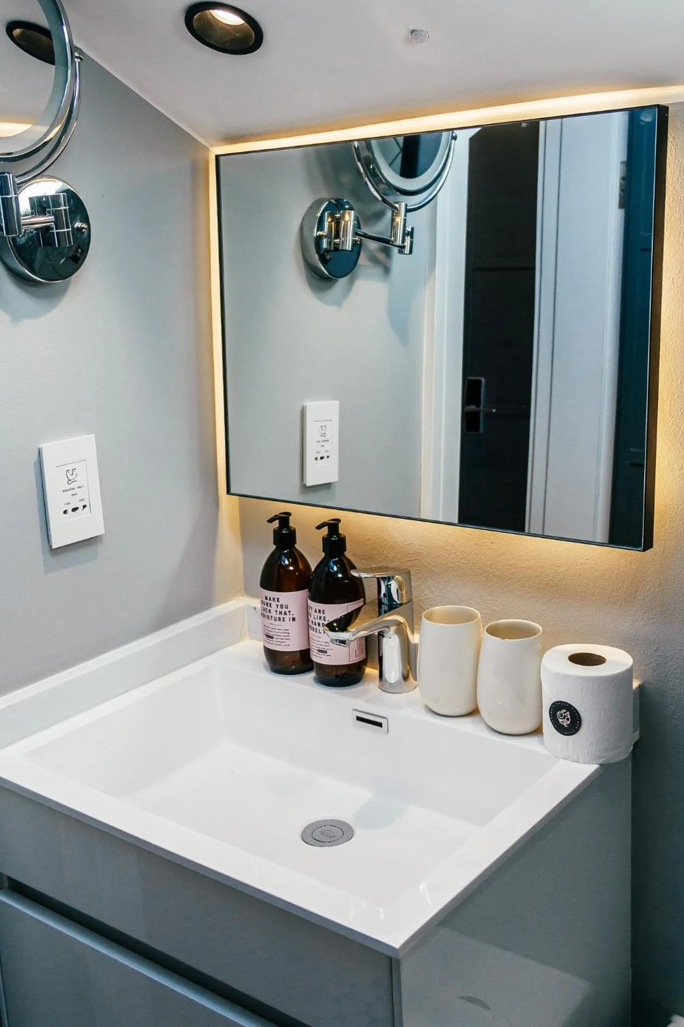 Bathroom in Pineapple House Boutique Hotel