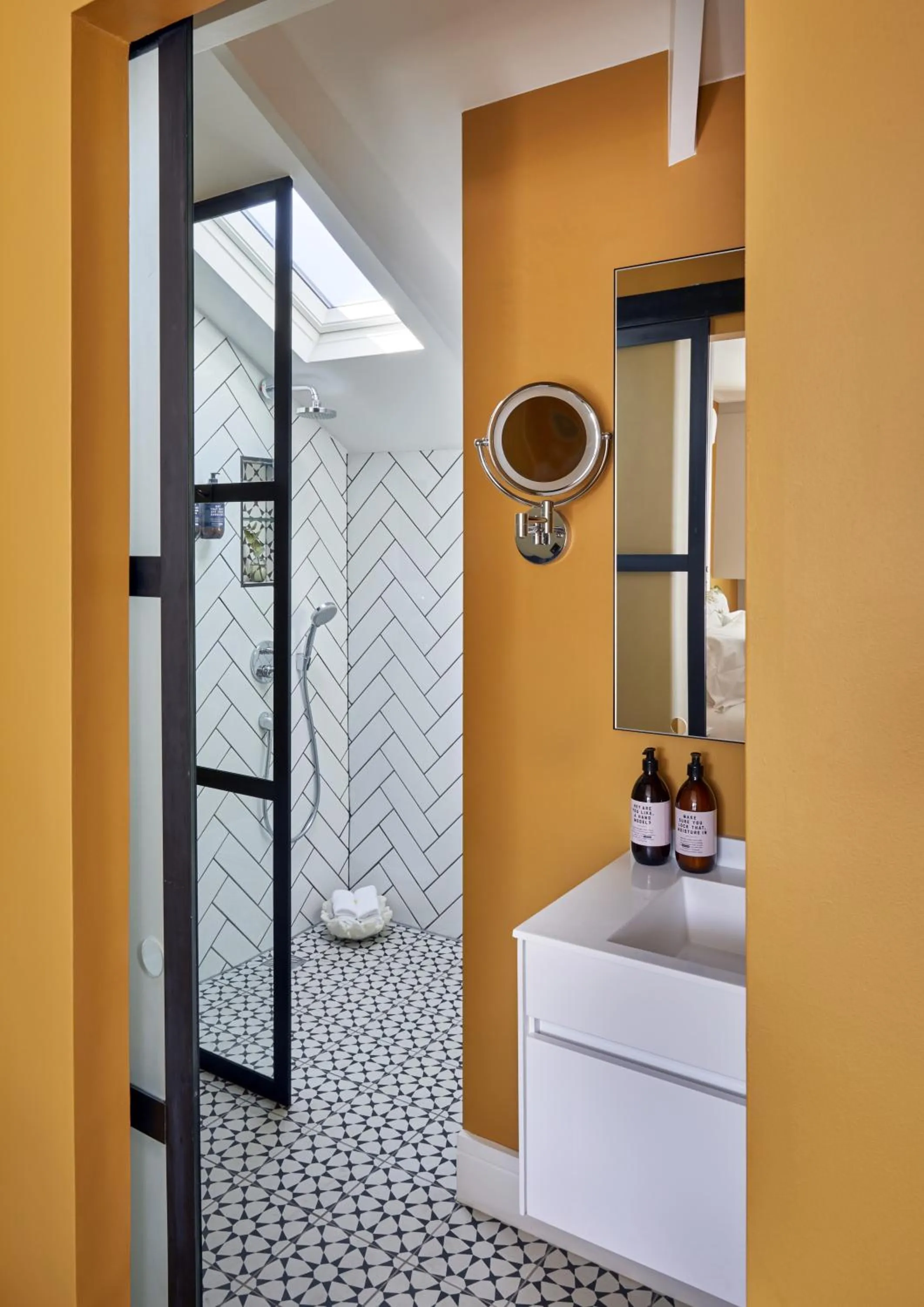 Pineapple House Boutique Hotel