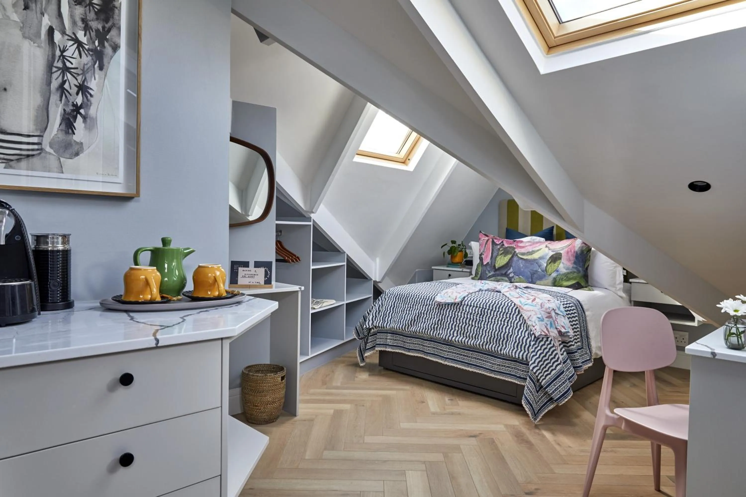 Bed in Pineapple House Boutique Hotel