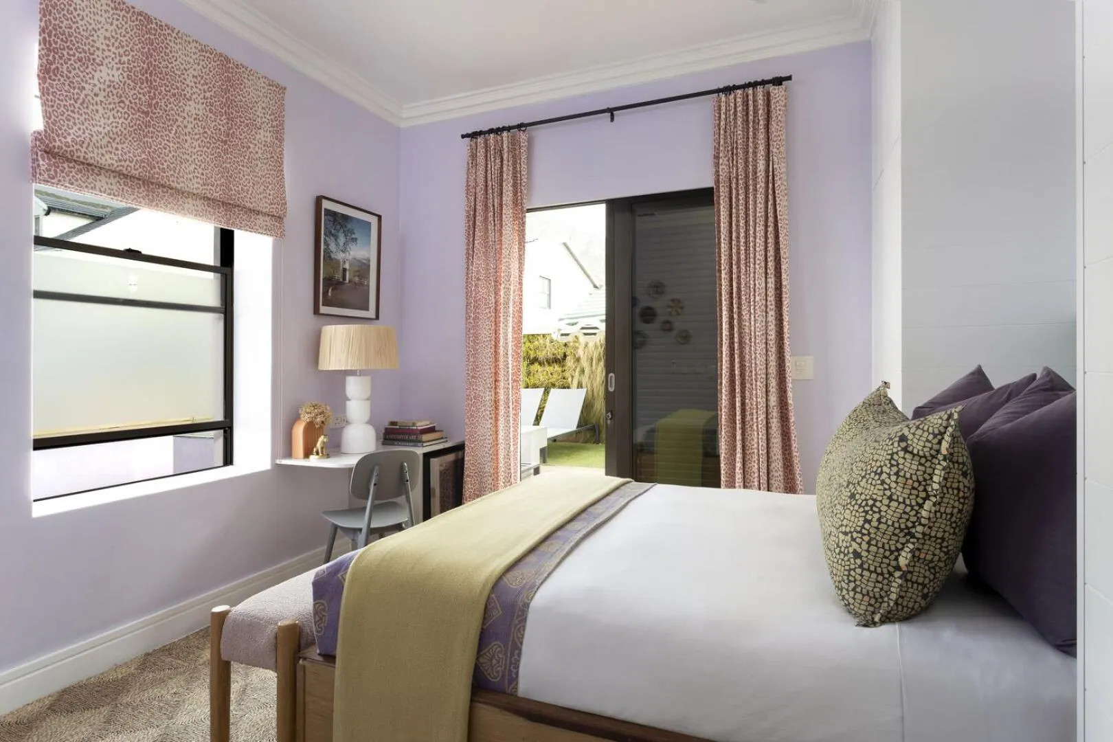 Bed in Pineapple House Boutique Hotel