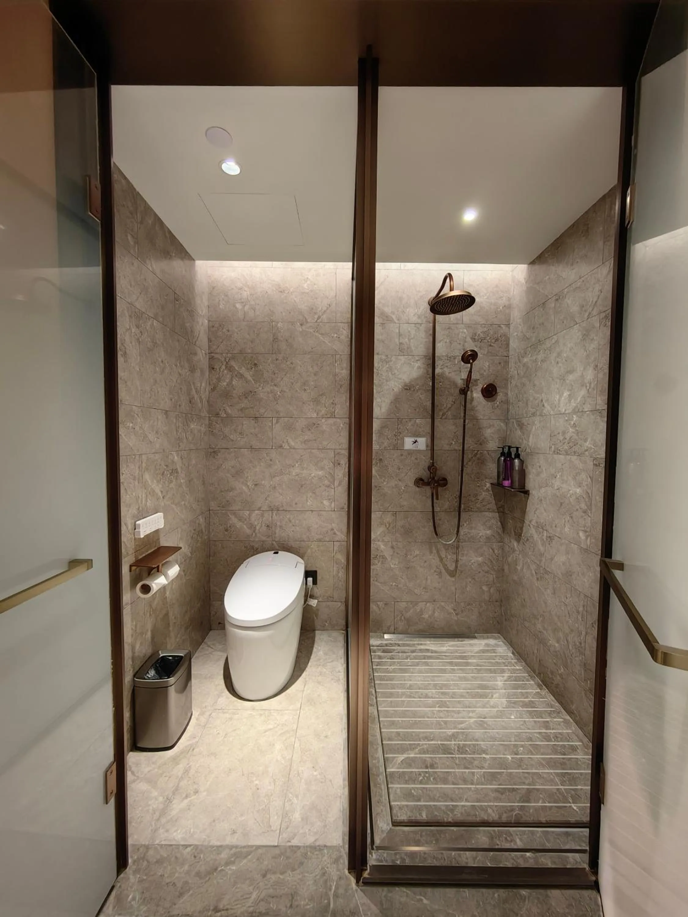 Toilet in Mercure Fuzhou Downtown