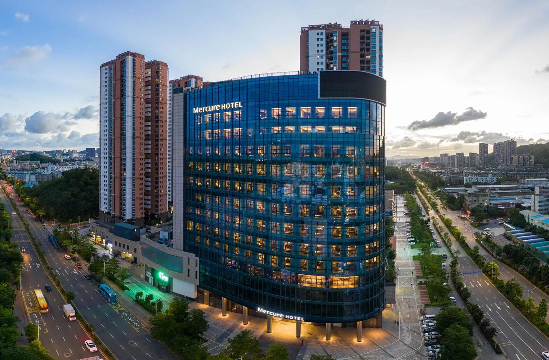Property building in Mercure Shenzhen Longgang