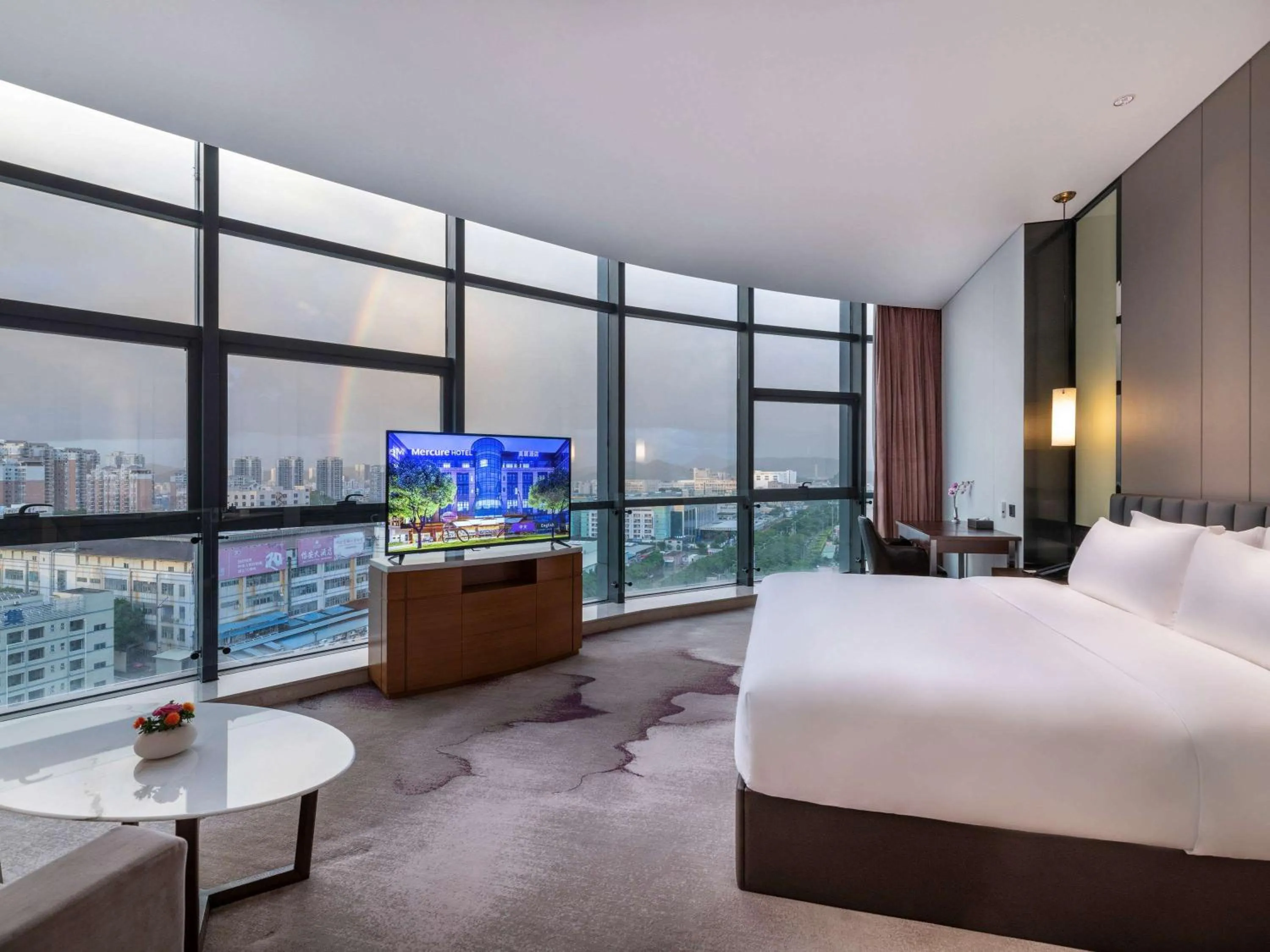 Photo of the whole room, Bed in Mercure Shenzhen Longgang