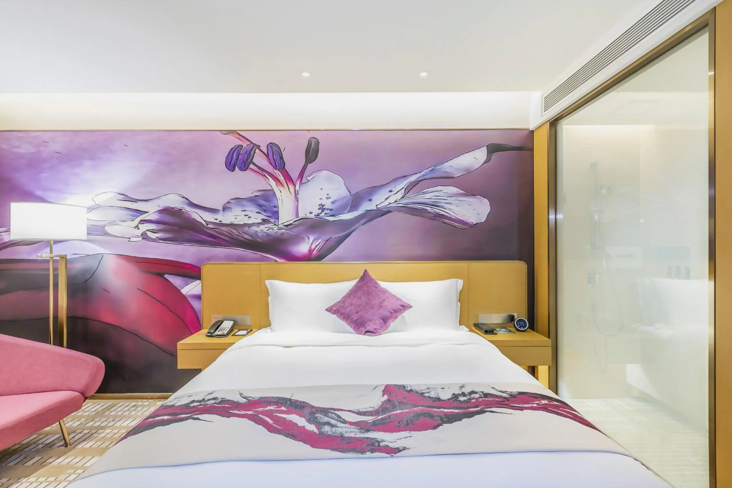 Bed in Novotel Zhengzhou Airport