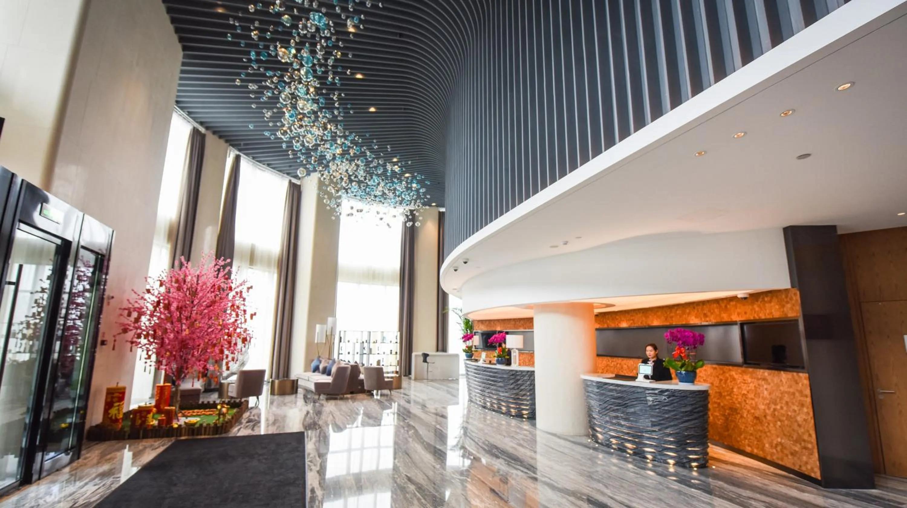 Lobby or reception in Novotel Zhengzhou Airport