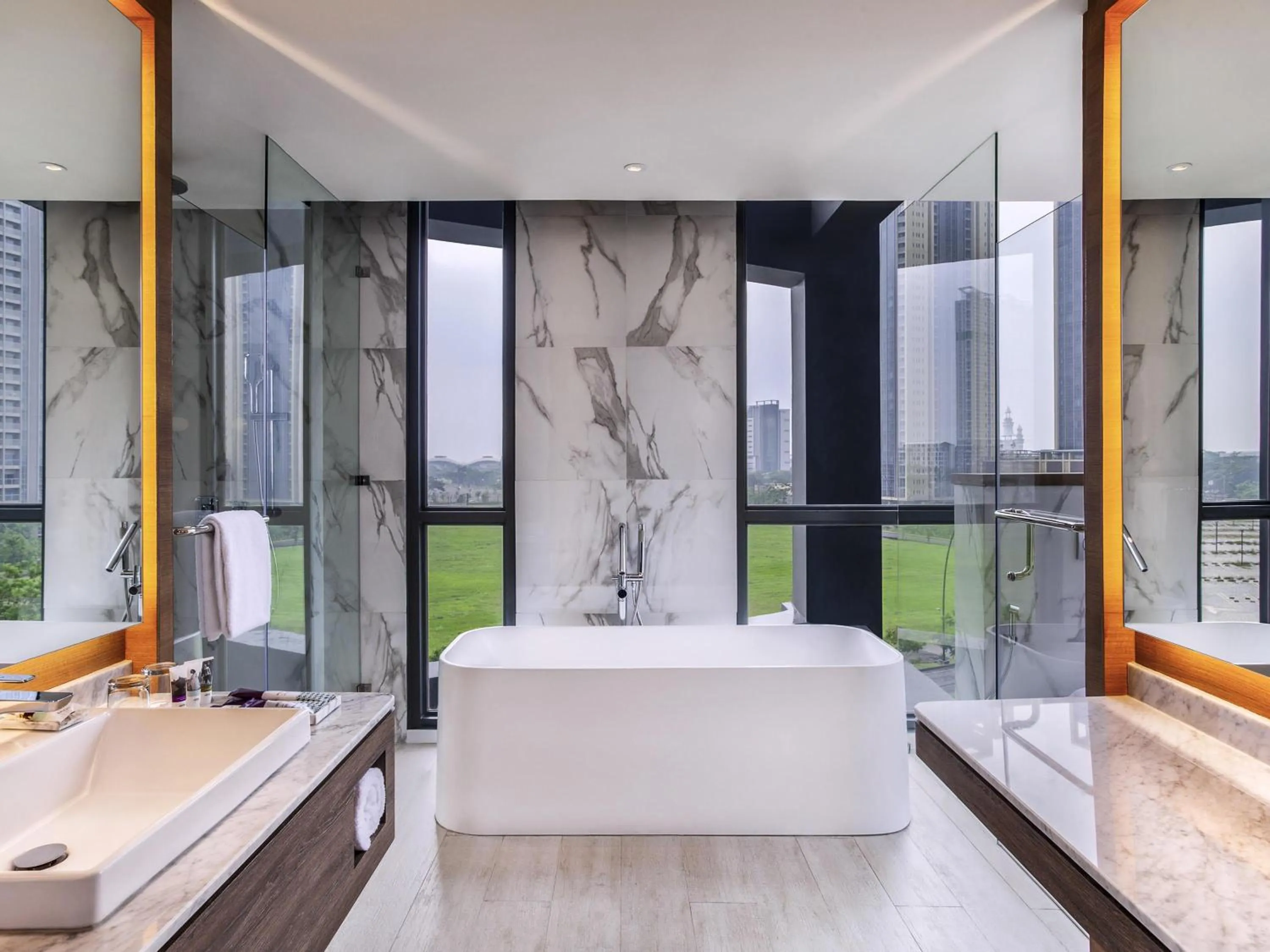 Bedroom in Mercure Tangerang BSD City