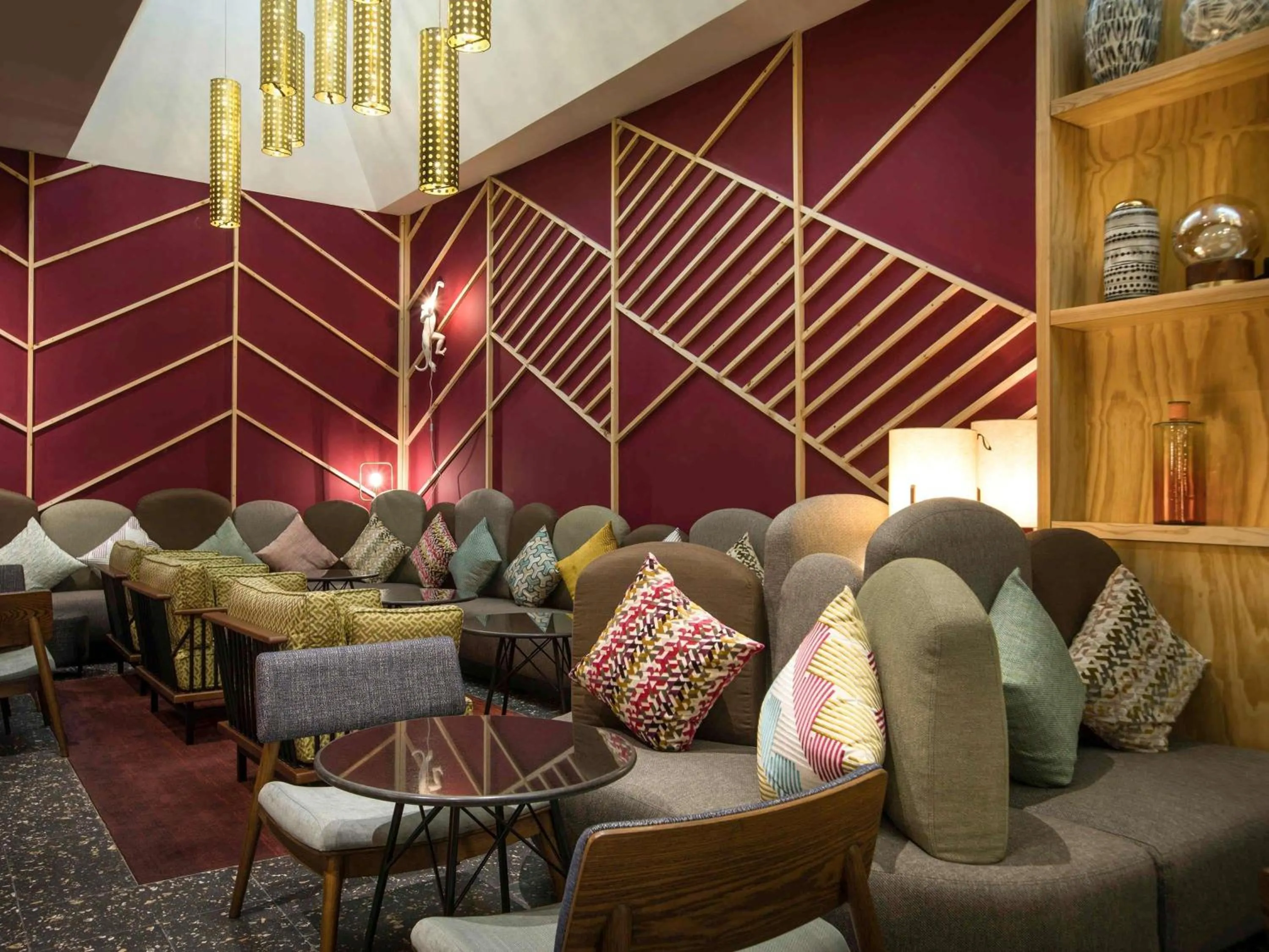 Lounge or bar in Ibis Abdelmoumen Casa Centre