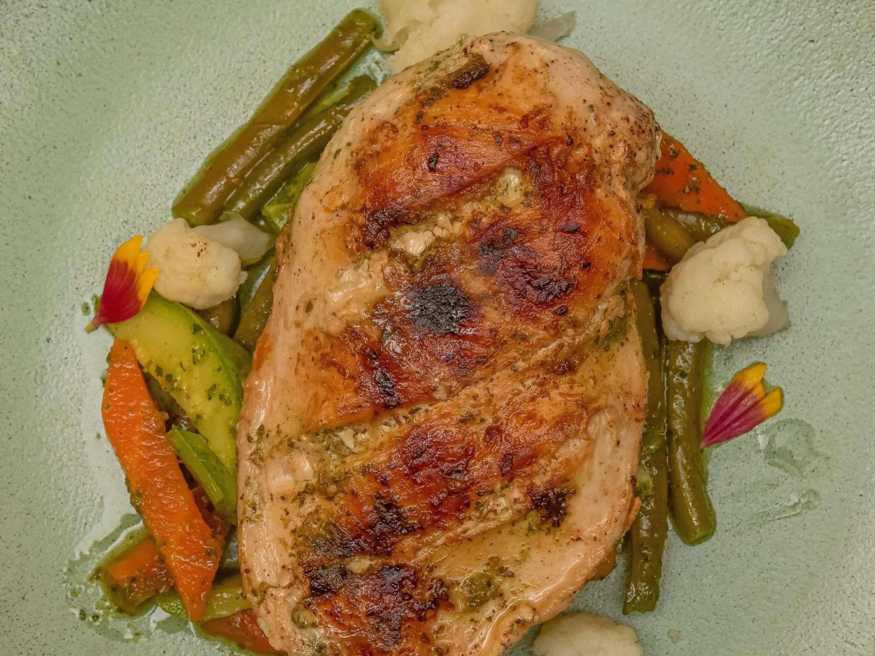 Restaurant/places to eat in Ibis Abdelmoumen Casa Centre